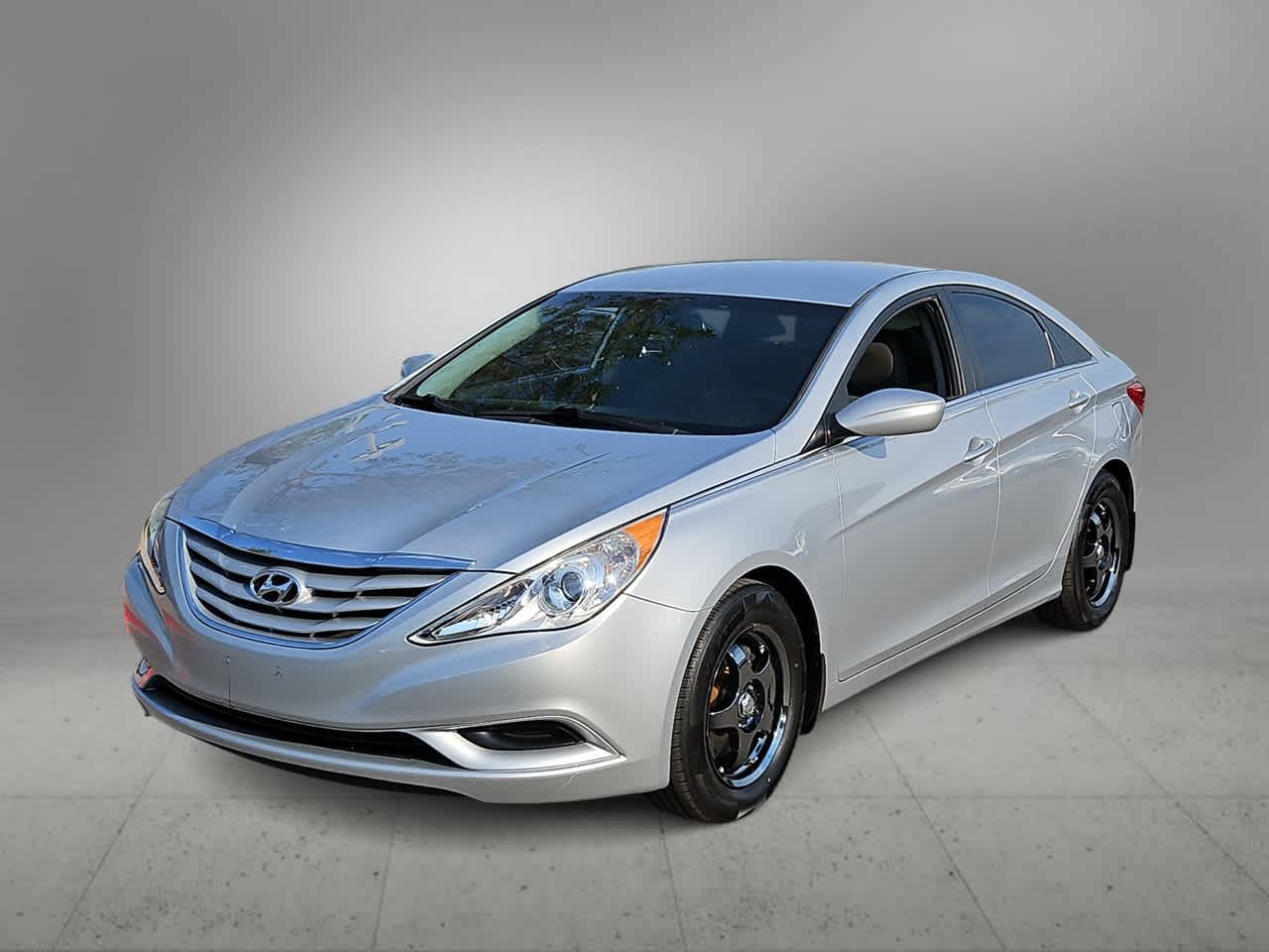 Thumbnail: 2013 Hyundai Sonata - 3