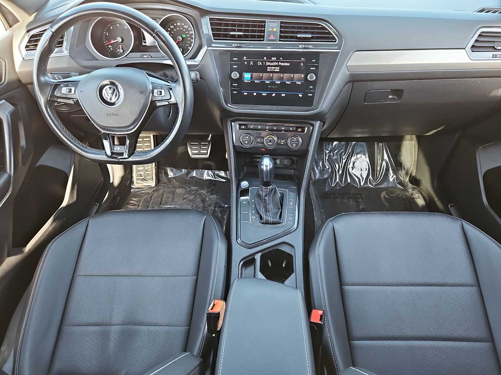 Thumbnail: 2021 Volkswagen Tiguan - 16