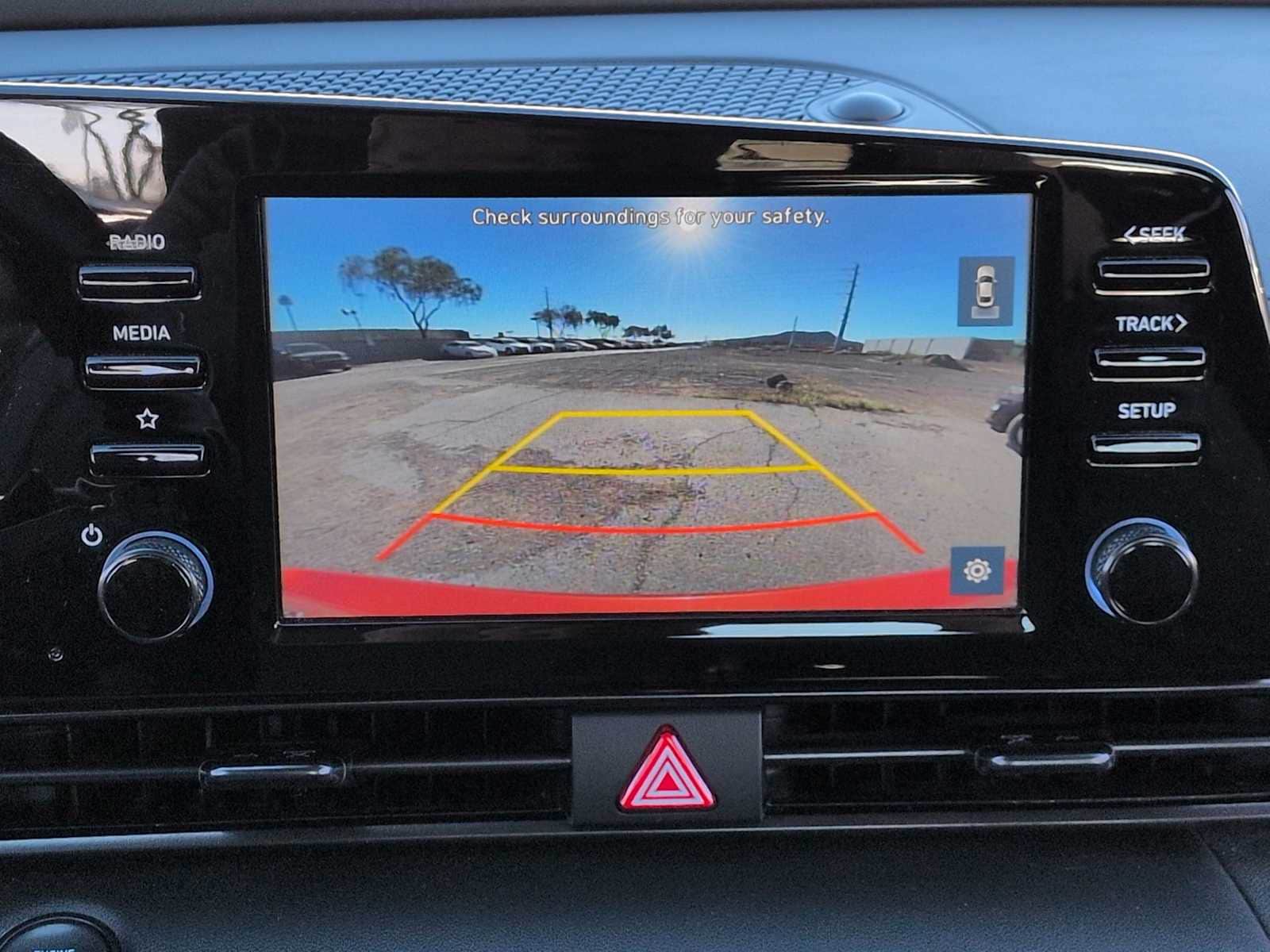 Thumbnail: 2022 Hyundai Elantra - 30