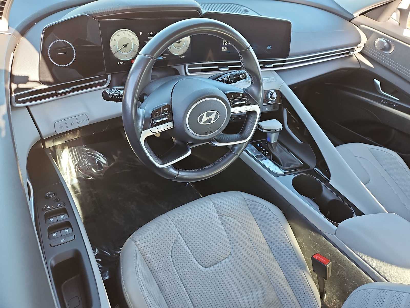 Thumbnail: 2024 Hyundai Elantra - 10