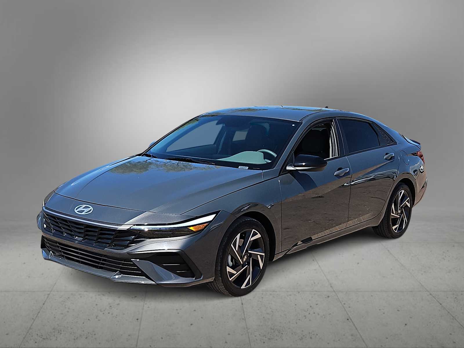Thumbnail: 2025 Hyundai Elantra - 4