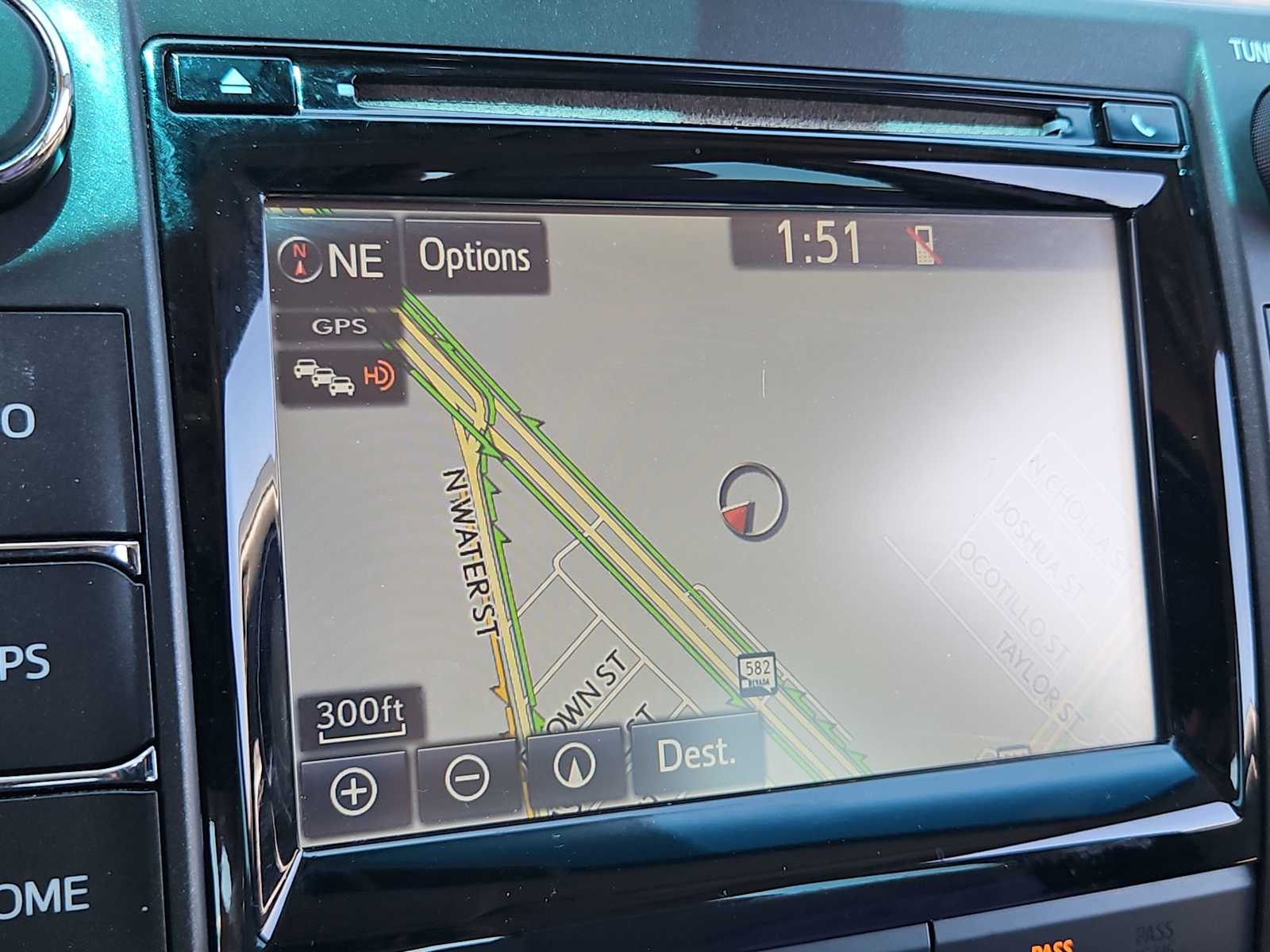 Thumbnail: 2015 Toyota Camry - 28