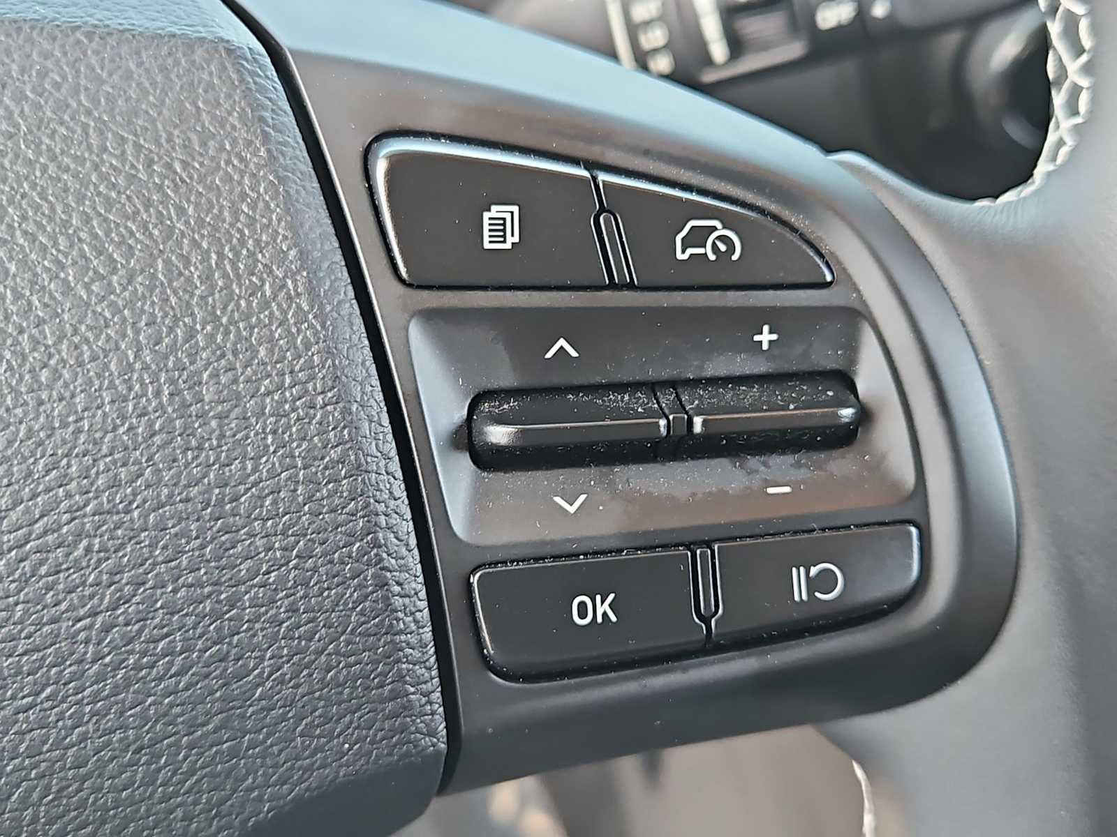 Thumbnail: 2025 Hyundai Venue - 24