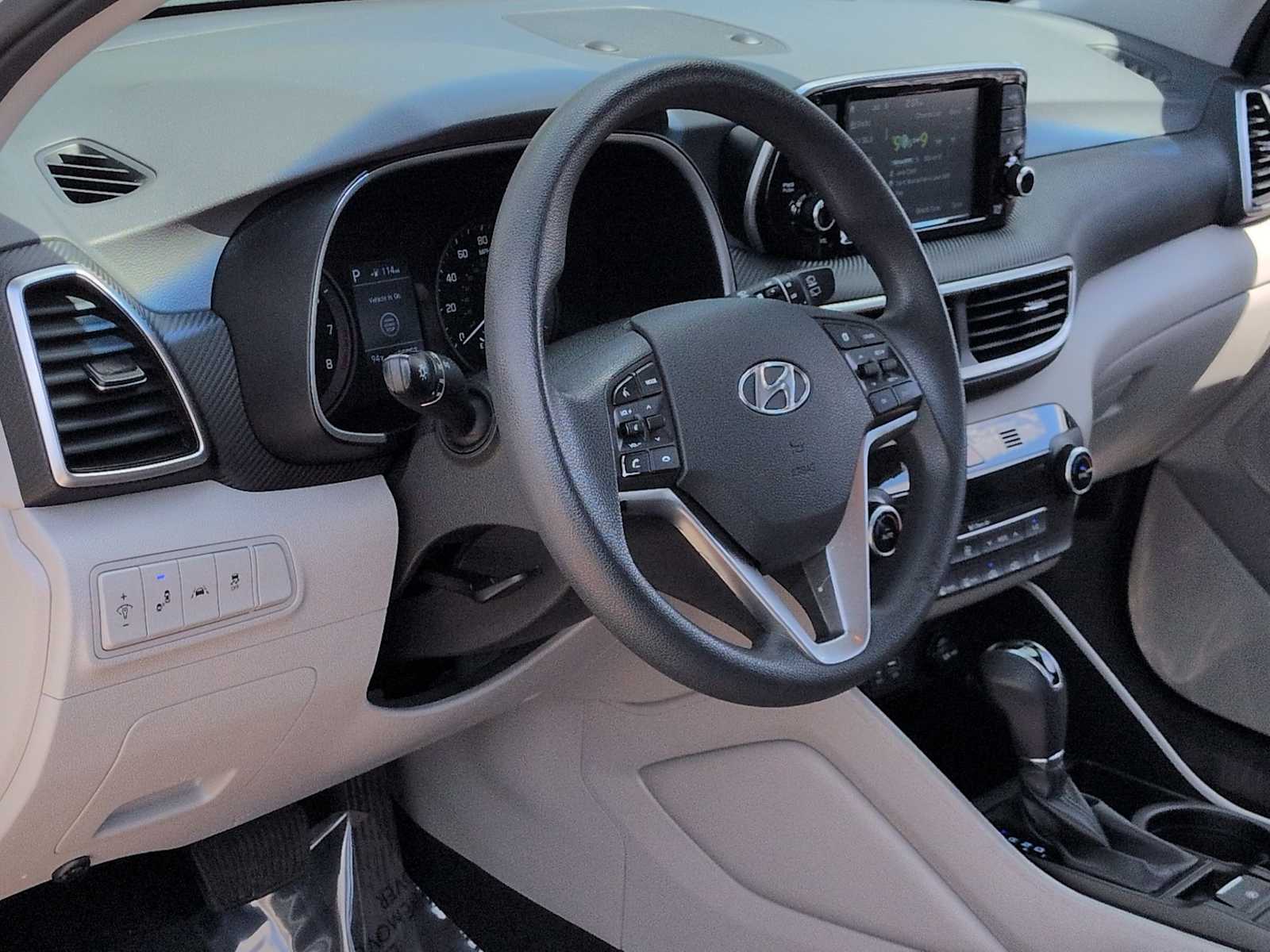 Thumbnail: 2019 Hyundai Tucson - 10