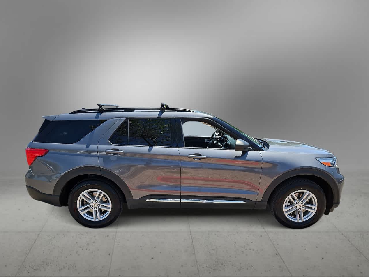 Thumbnail: 2021 Ford Explorer - 9