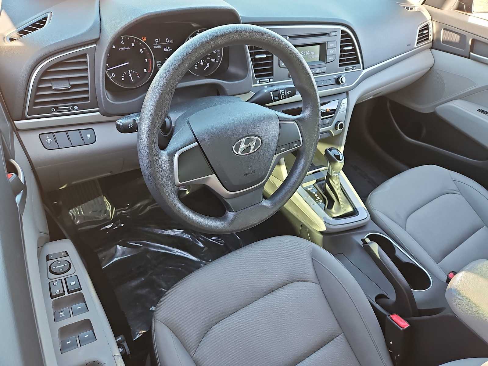 Thumbnail: 2017 Hyundai Elantra - 10