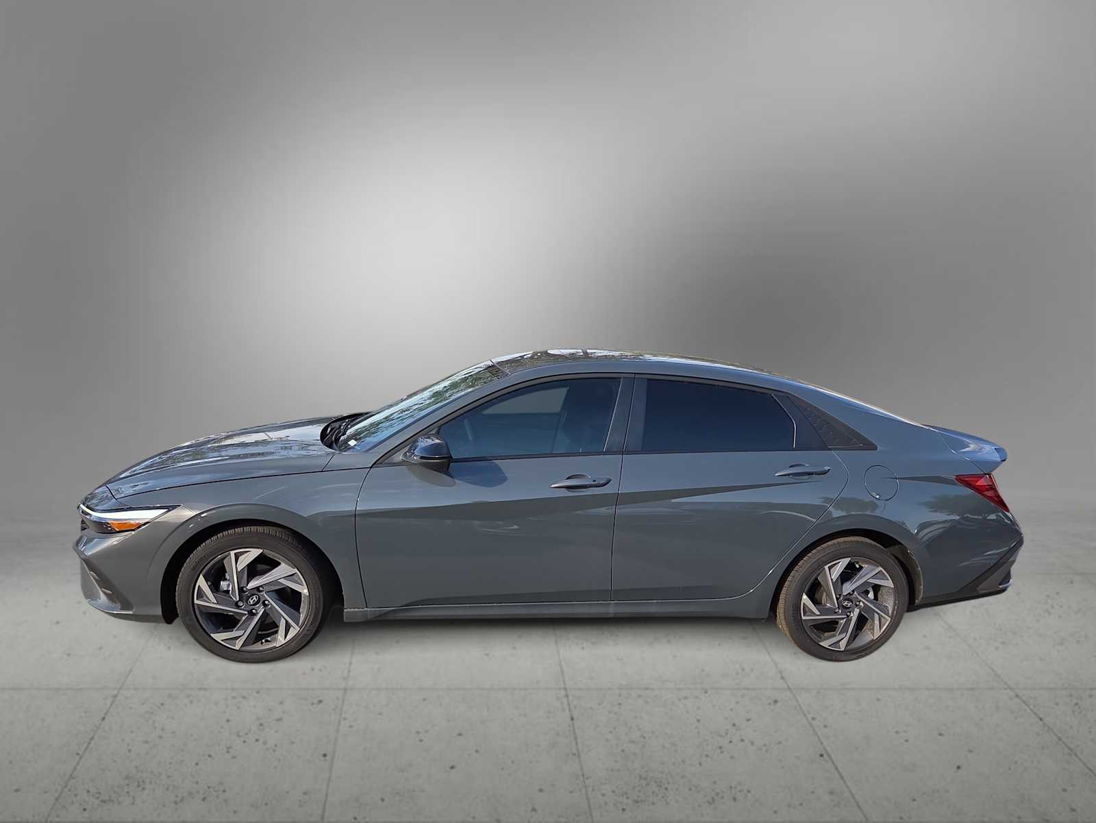 Thumbnail: 2025 Hyundai Elantra - 5