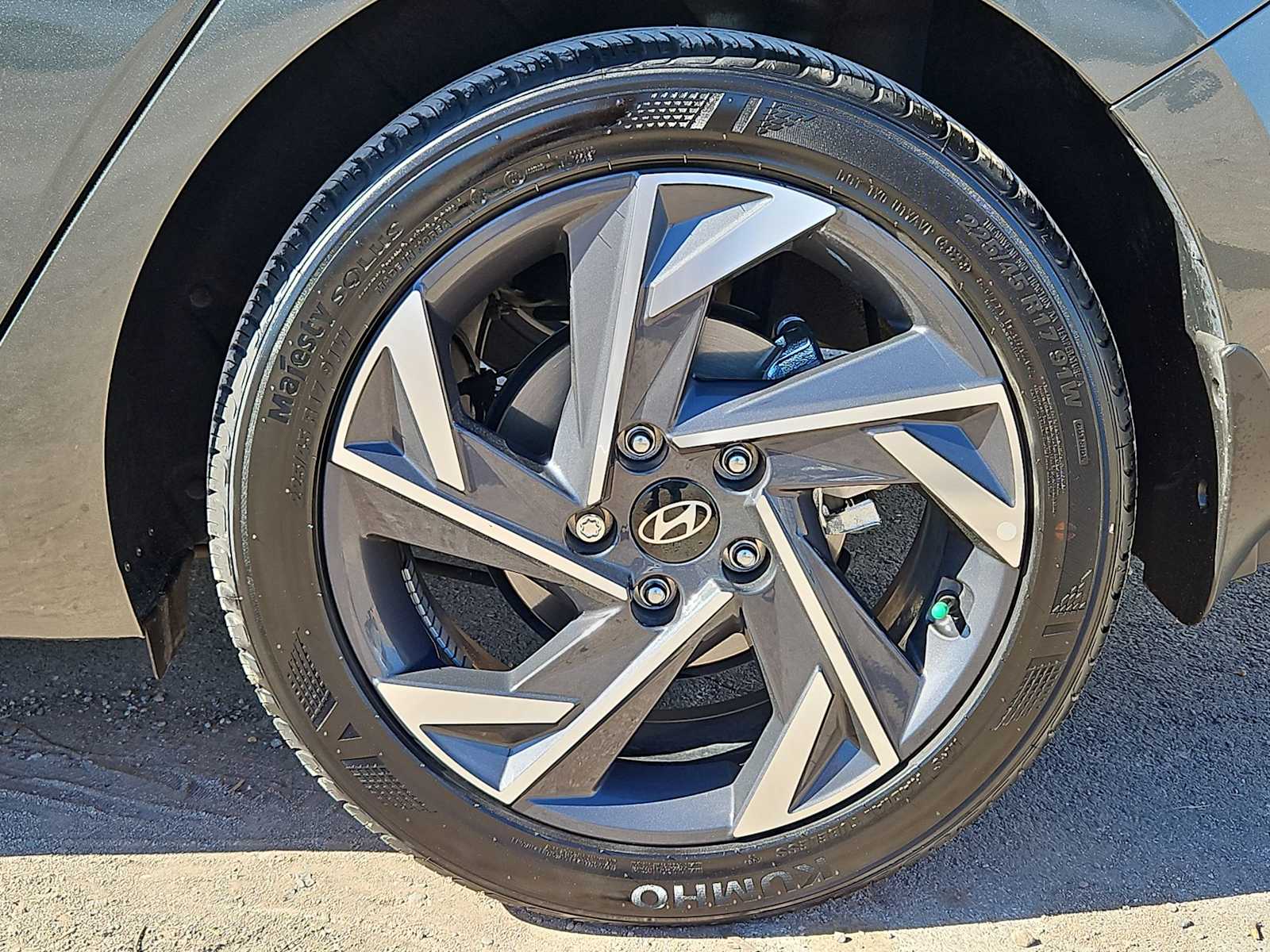 Thumbnail: 2025 Hyundai Elantra - 13