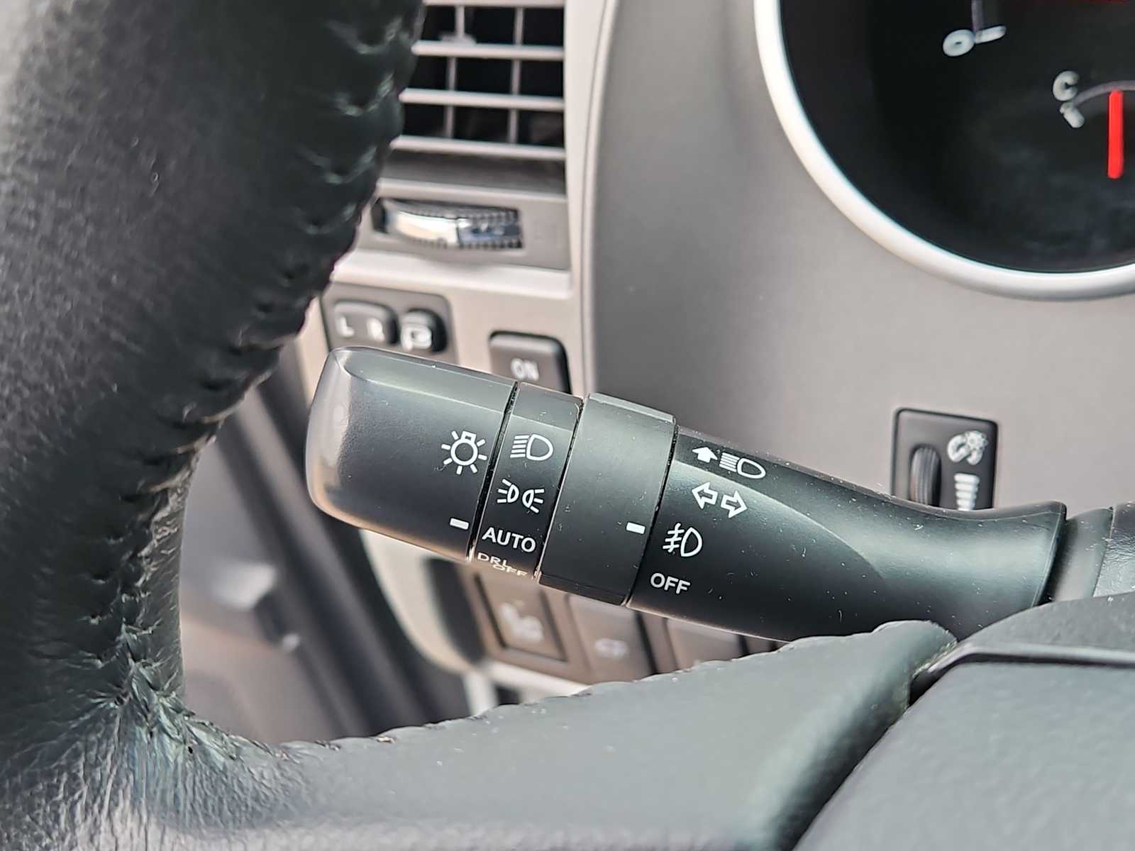 Thumbnail: 2016 Toyota Sequoia - 27