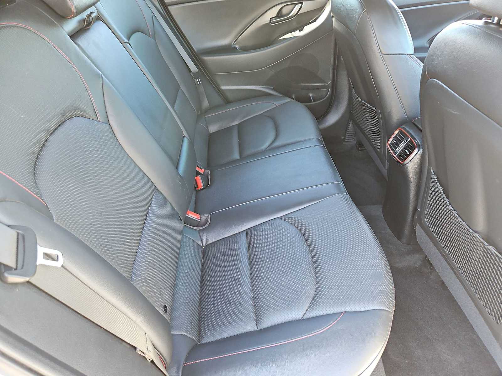 Thumbnail: 2020 Hyundai Elantra - 18