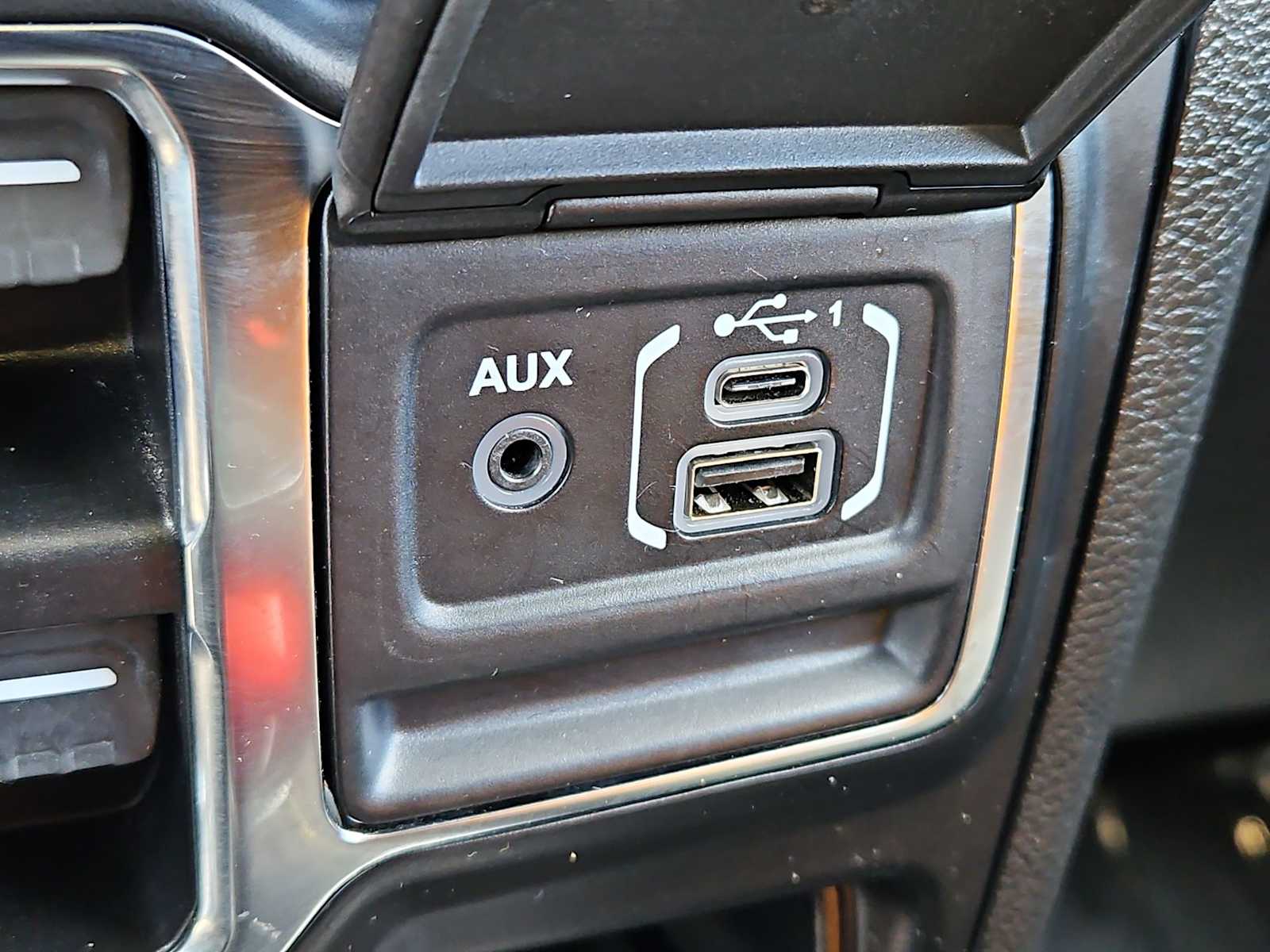 Thumbnail: 2021 Jeep Wrangler - 30