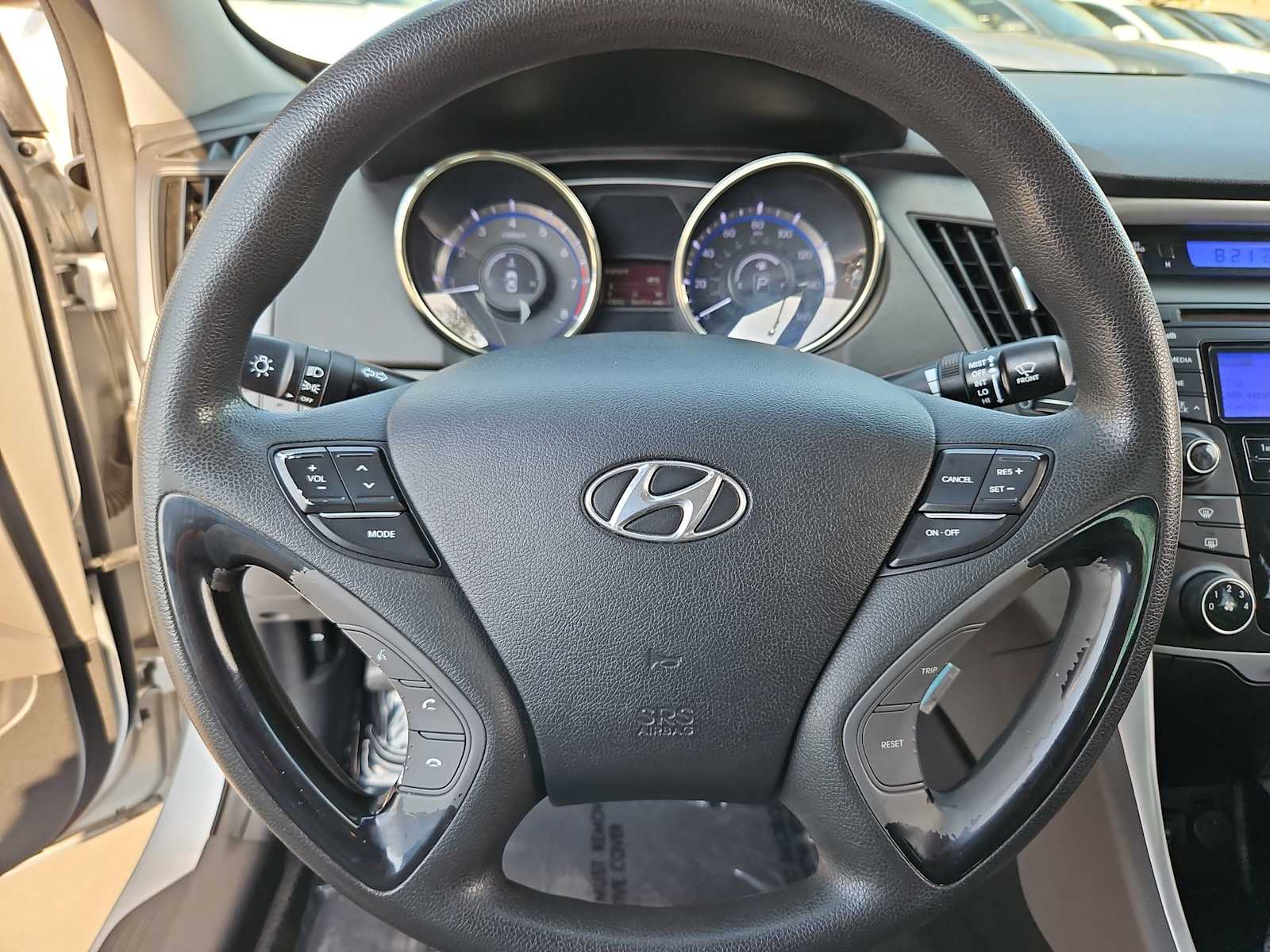 Thumbnail: 2013 Hyundai Sonata - 20