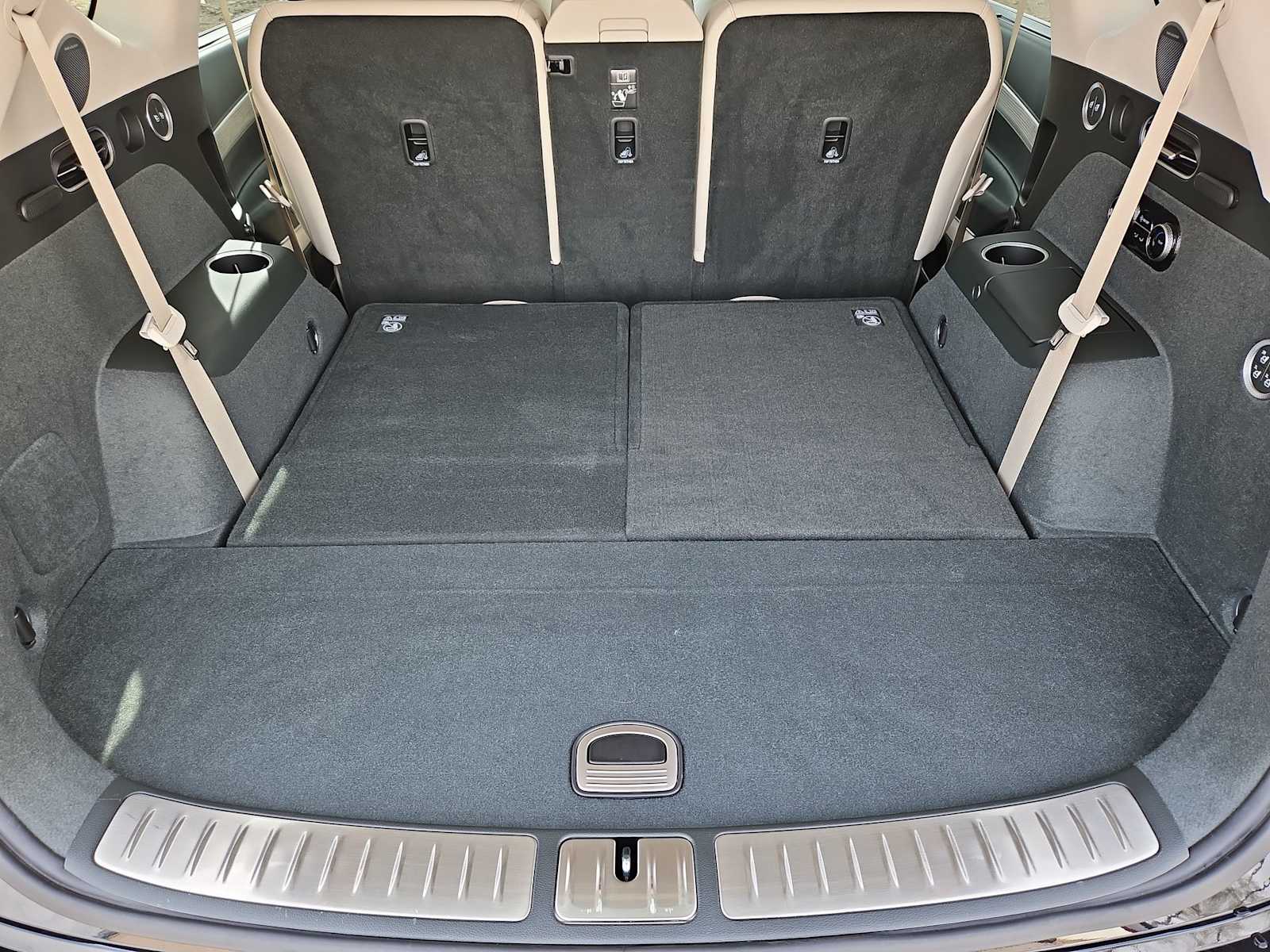 Thumbnail: 2025 Genesis GV80 - 35