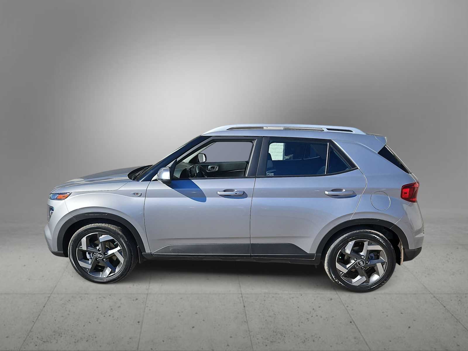 Thumbnail: 2025 Hyundai Venue - 5