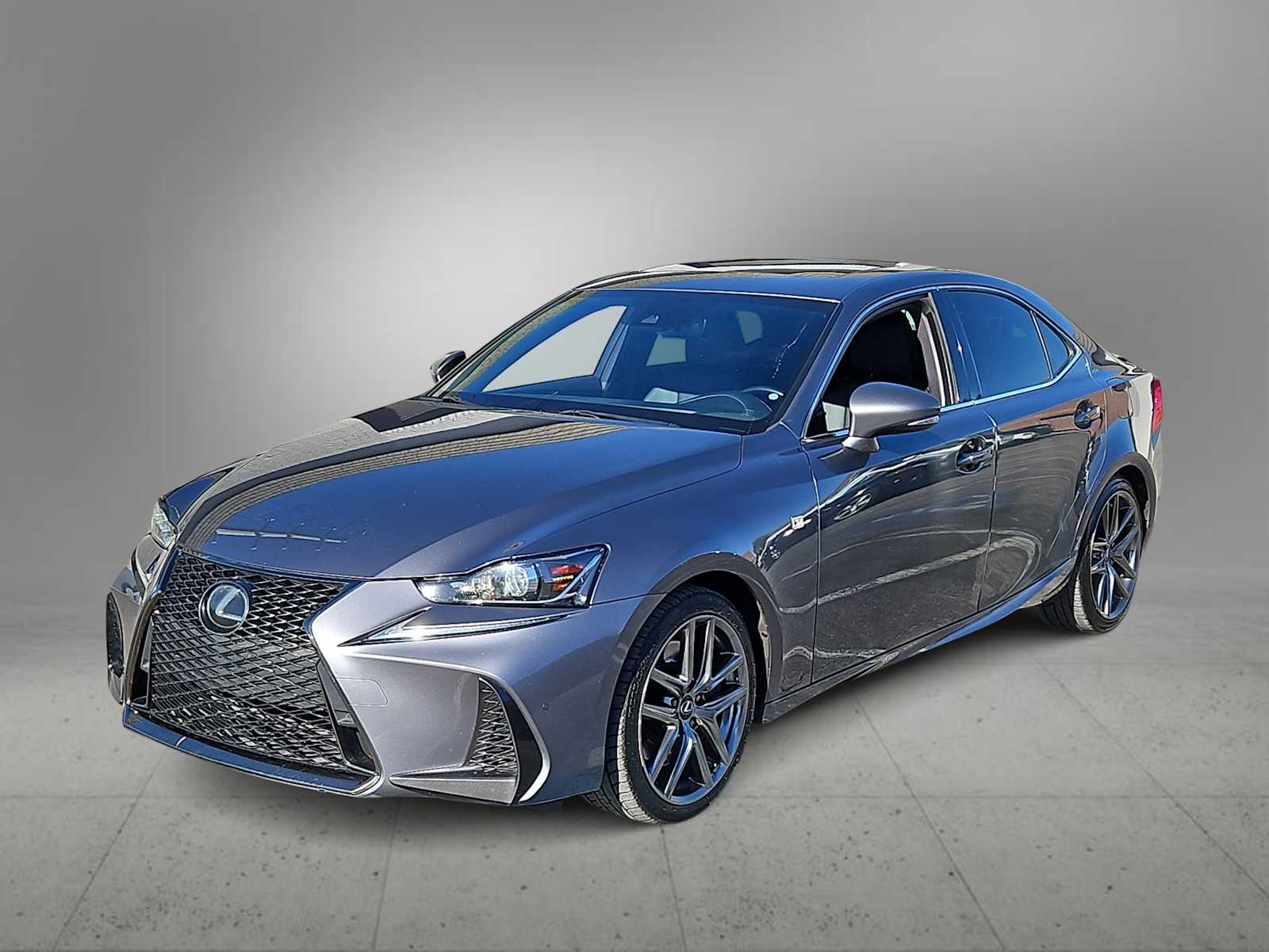 Thumbnail: 2019 Lexus IS - 4