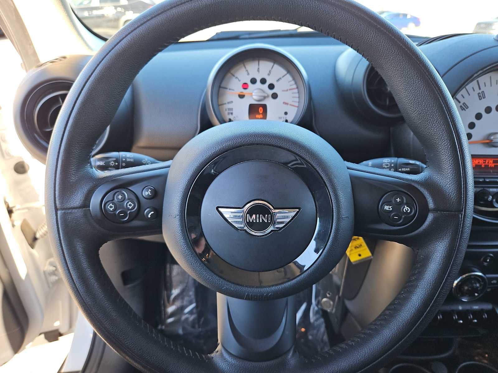 Thumbnail: 2014 MINI Cooper Countryman - 21