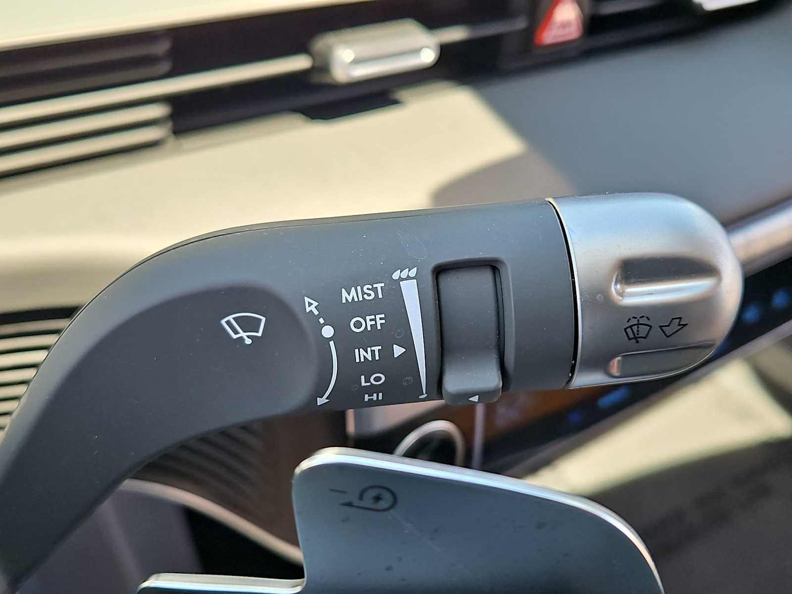 Thumbnail: 2024 Hyundai Ioniq 5 - 25