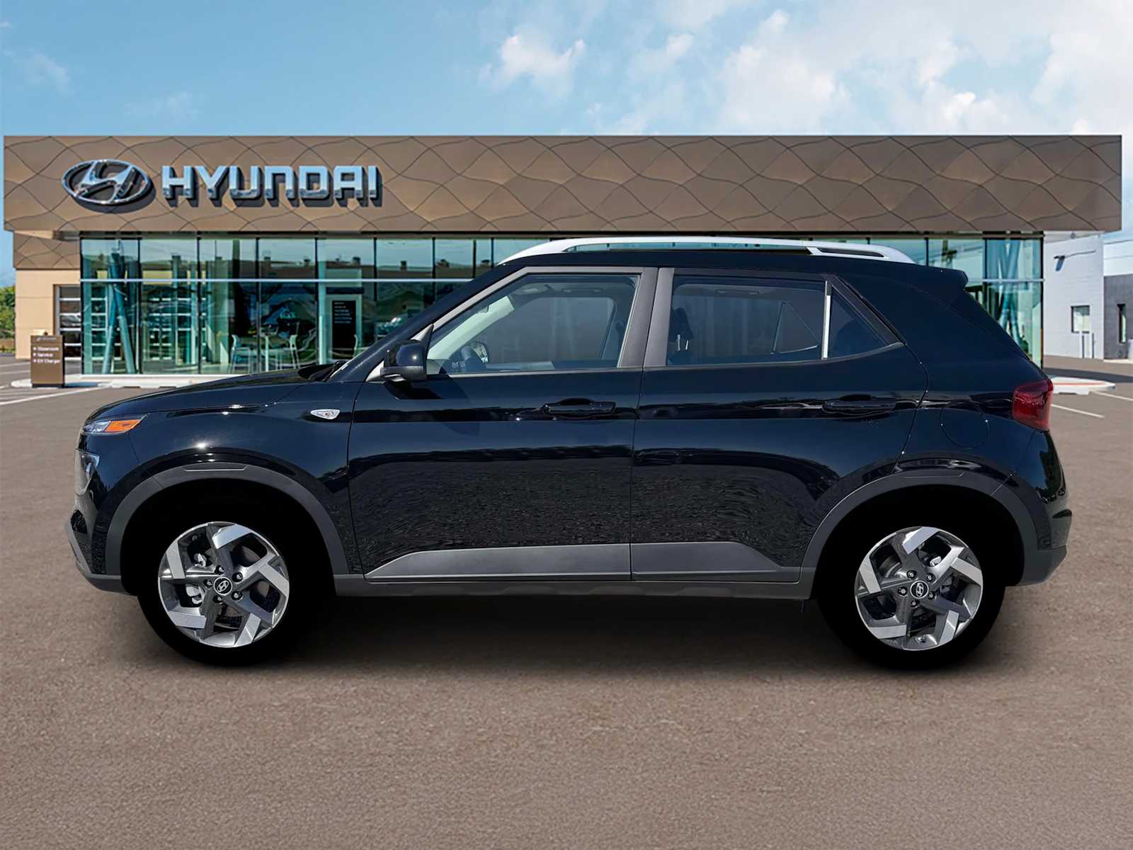 Thumbnail: 2026 Hyundai Venue - 3