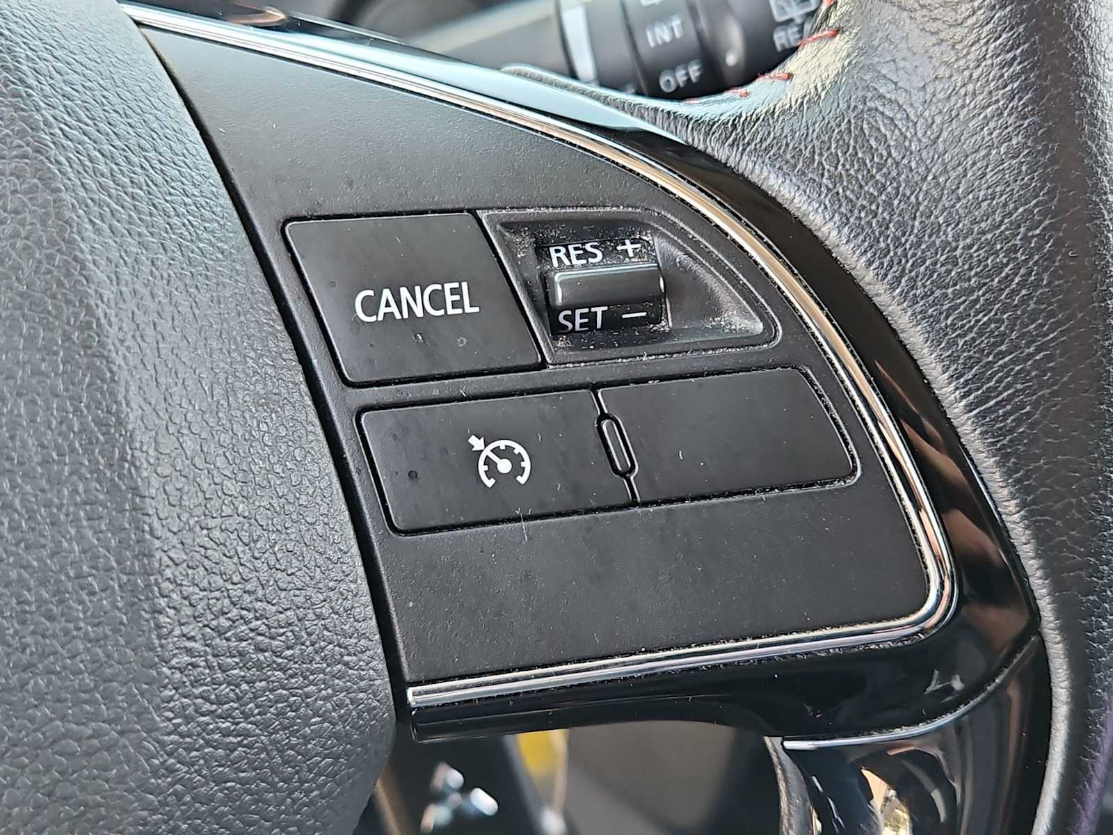 Thumbnail: 2017 Mitsubishi Outlander Sport - 24
