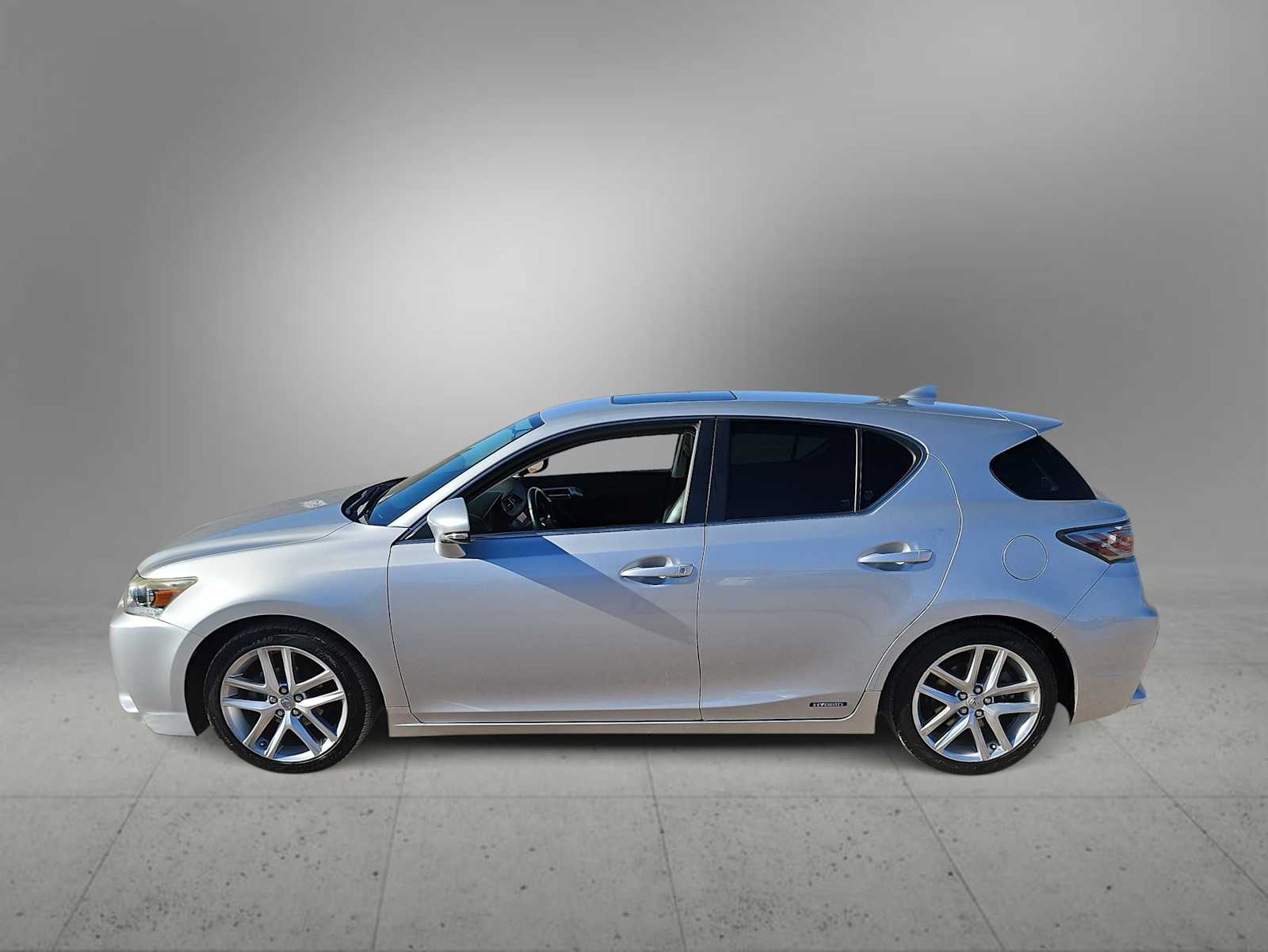 Thumbnail: 2015 Lexus CT - 5