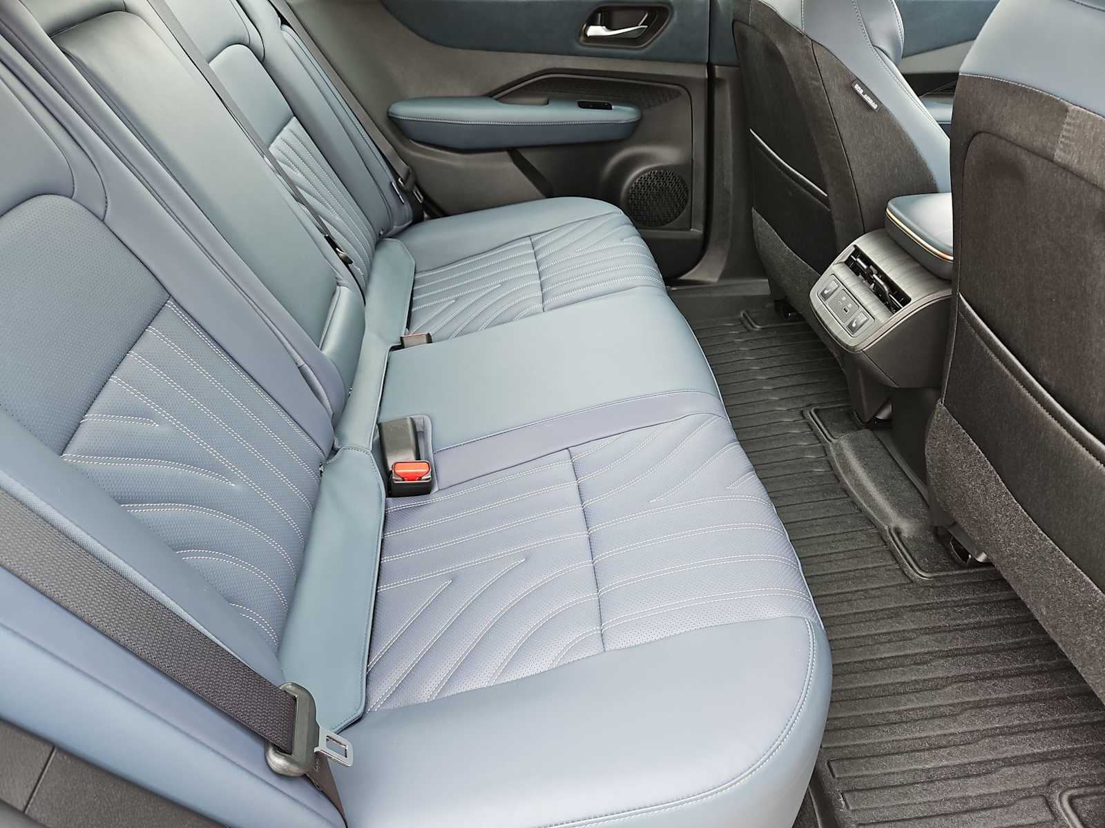 Thumbnail: 2023 Nissan Ariya - 22