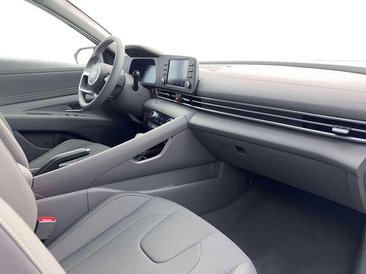 Thumbnail: 2026 Hyundai Elantra - 15