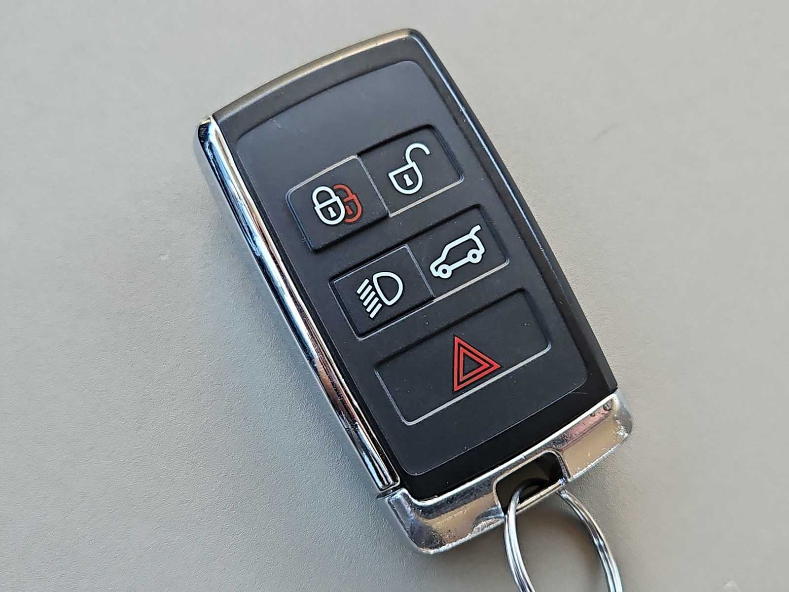 Thumbnail: 2022 Land Rover Defender - 37