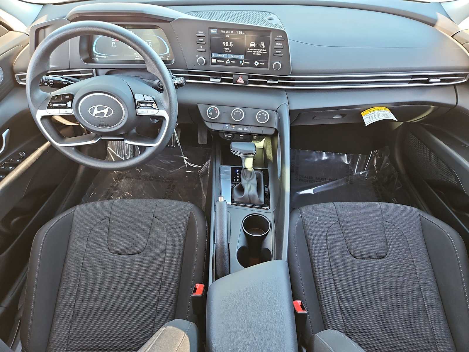 Thumbnail: 2025 Hyundai Elantra - 15