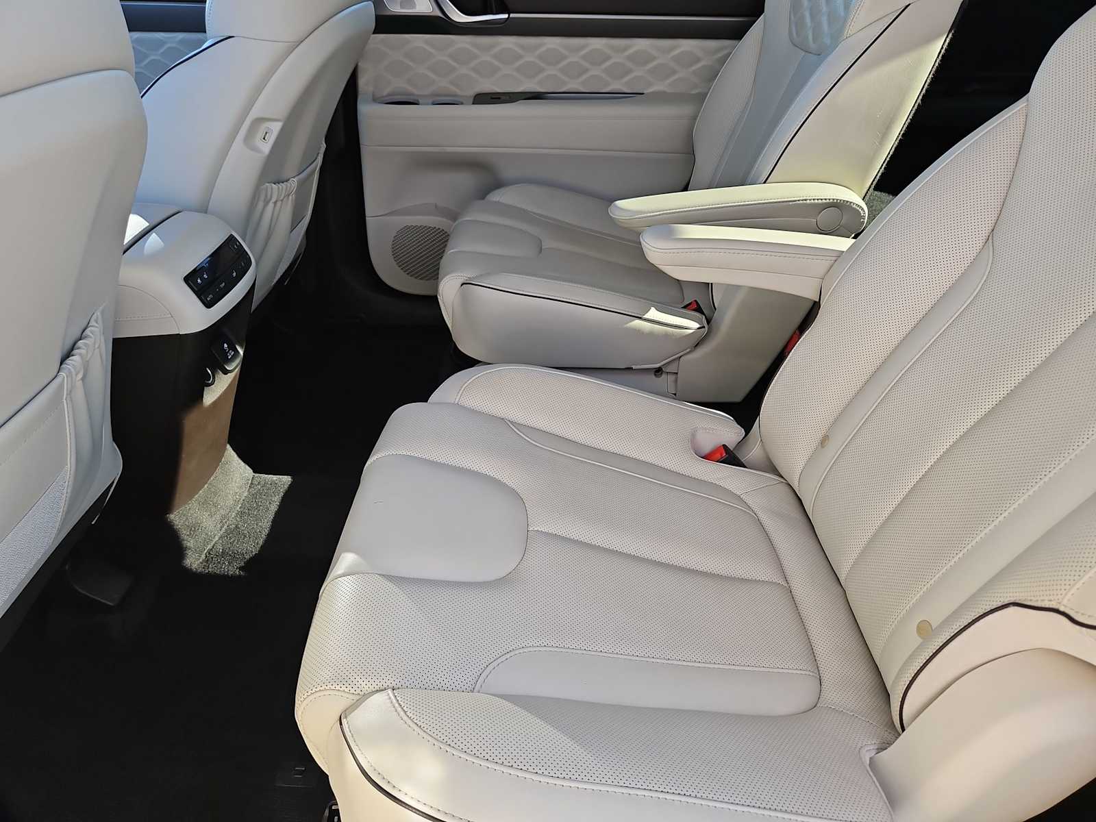 Thumbnail: 2020 Hyundai Palisade - 20