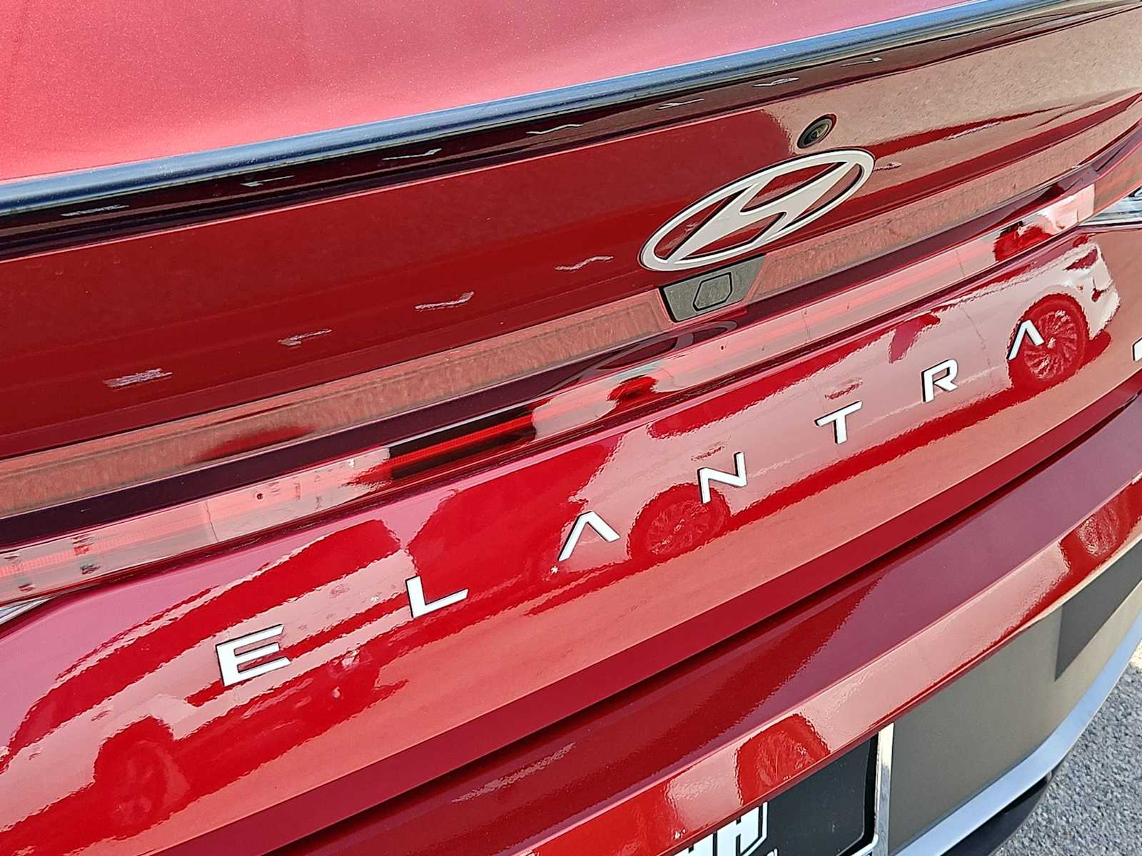 Thumbnail: 2025 Hyundai Elantra - 12