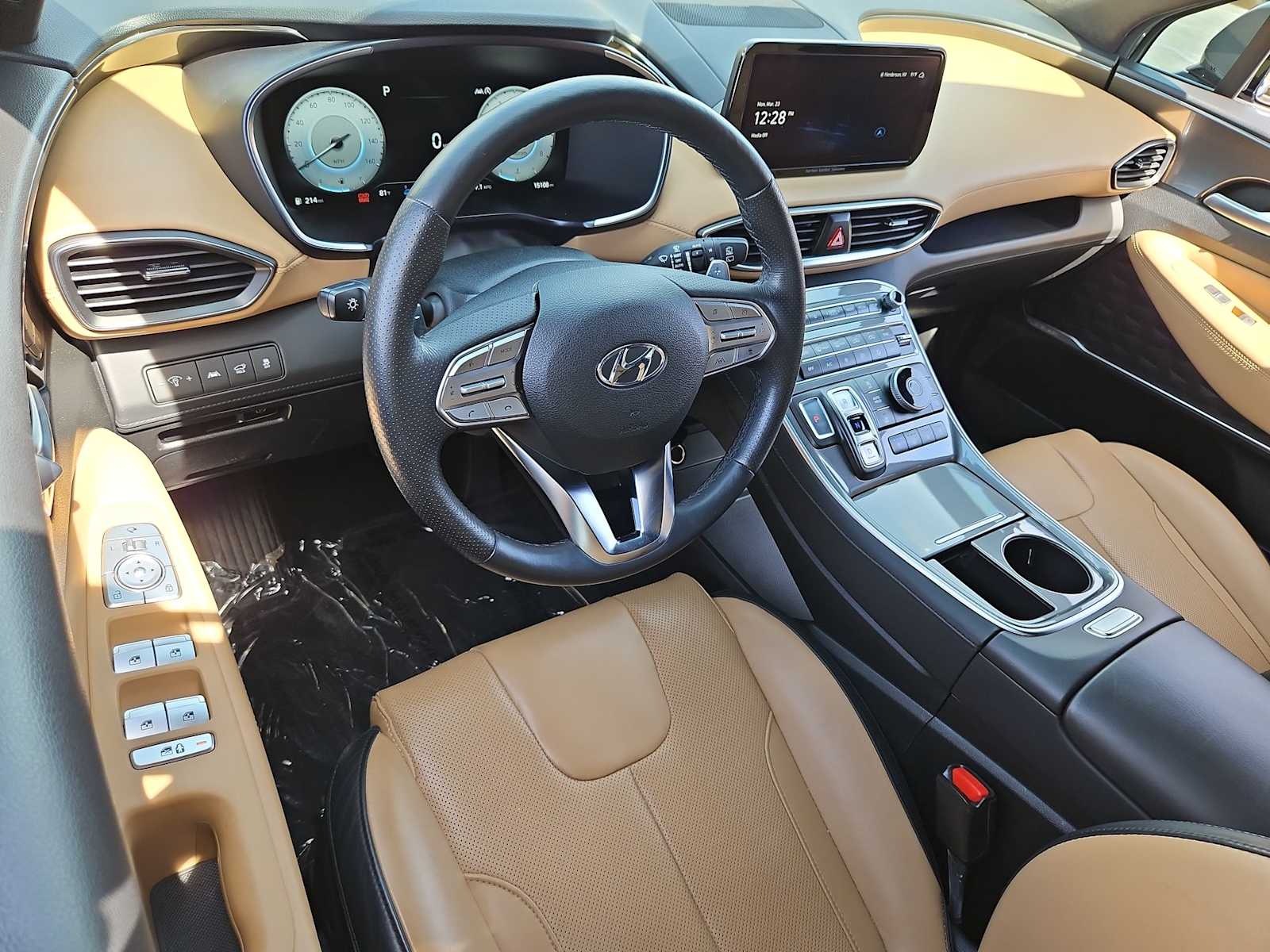 Thumbnail: 2023 Hyundai Santa Fe - 10