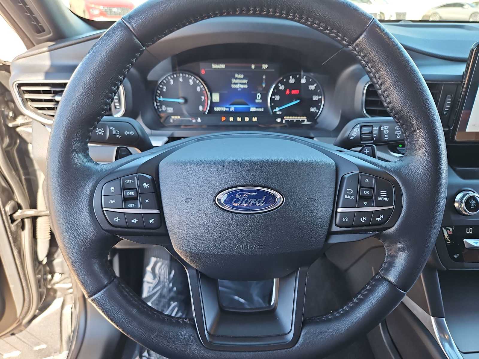 Thumbnail: 2020 Ford Explorer - 23