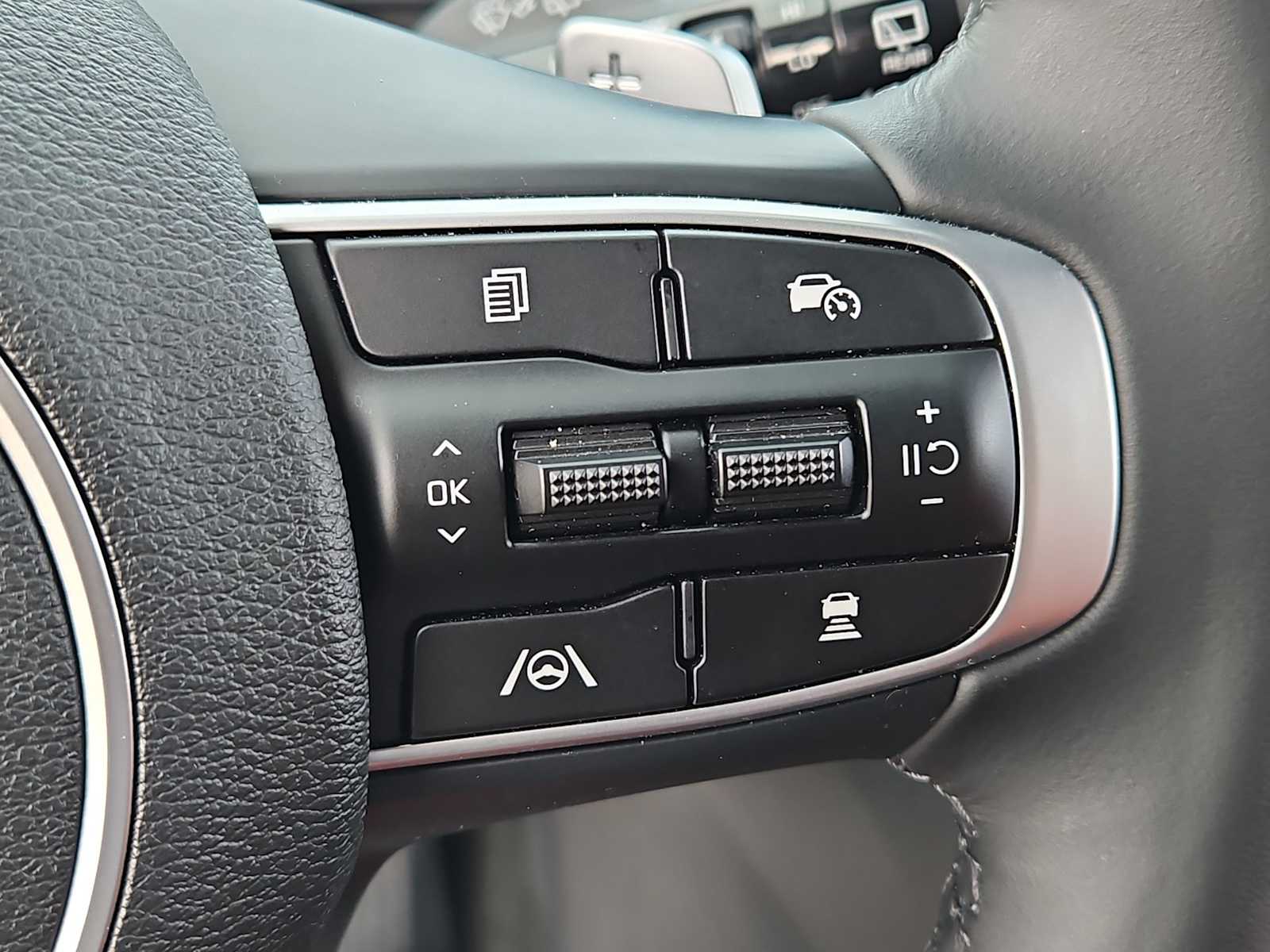 Thumbnail: 2024 Kia Sportage - 25