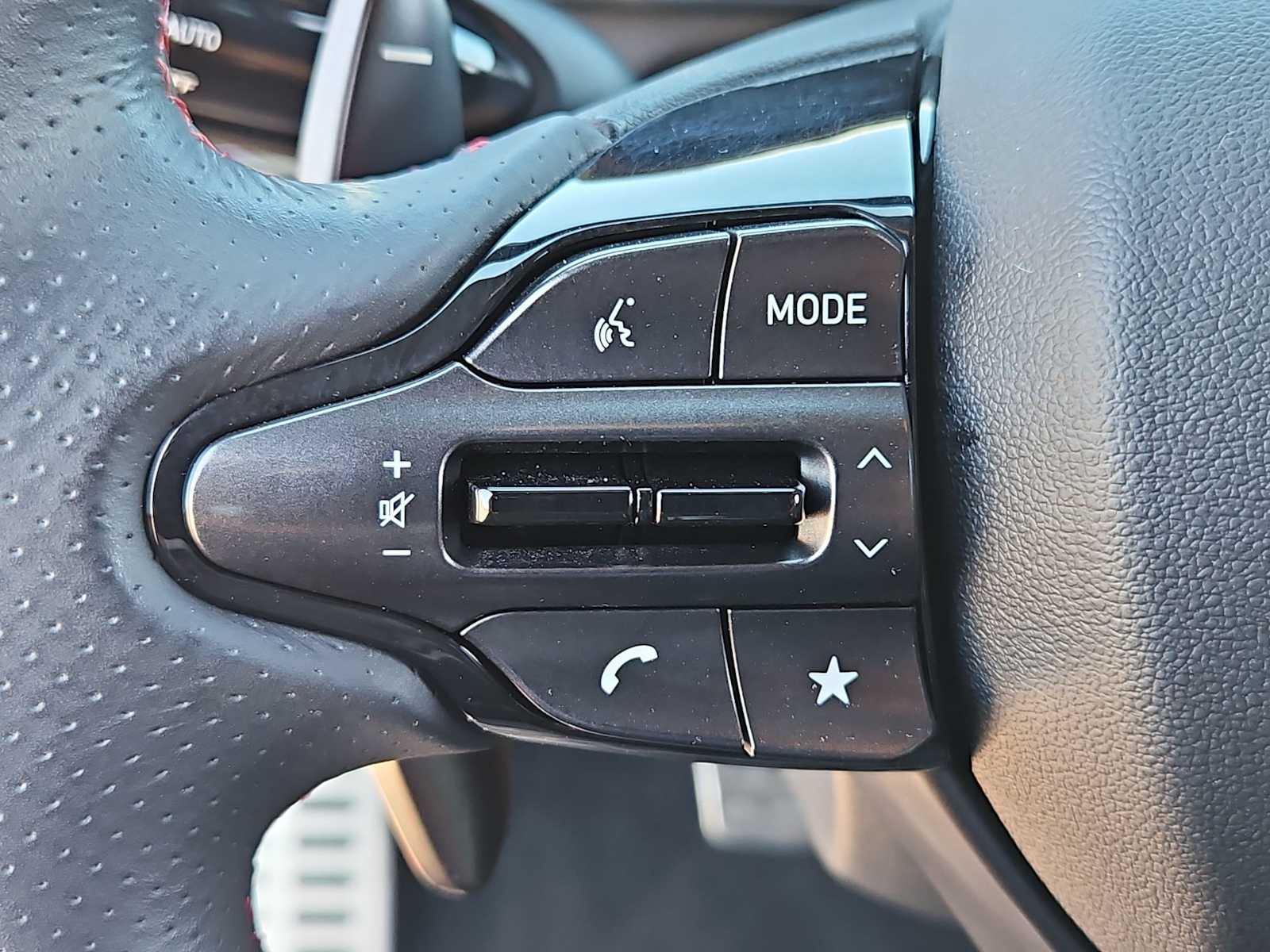 Thumbnail: 2024 Hyundai Elantra - 23