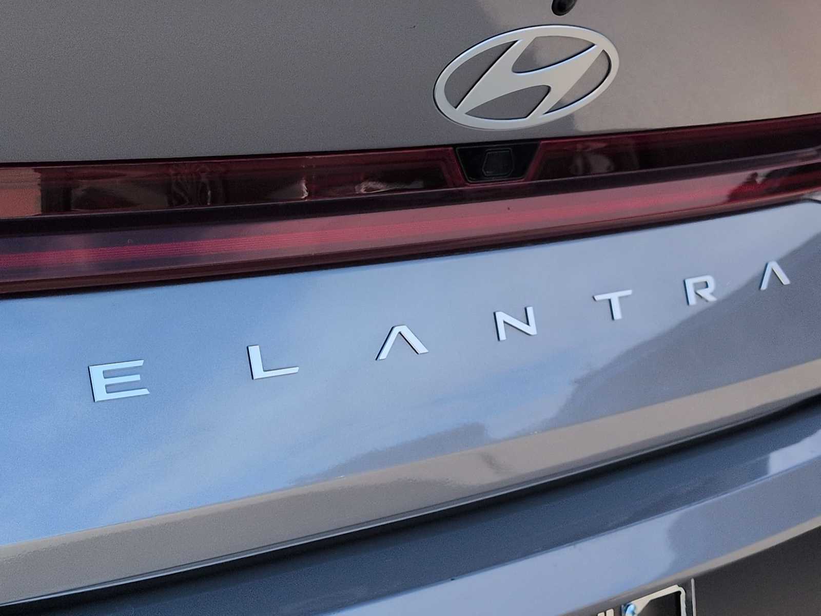 Thumbnail: 2025 Hyundai Elantra - 13