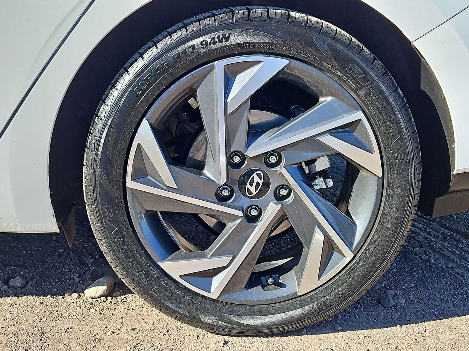 Thumbnail: 2024 Hyundai Elantra - 13