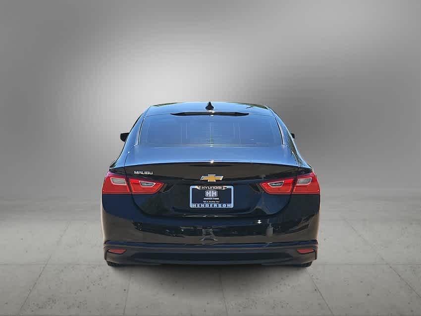 2018 Chevrolet Malibu LS 7