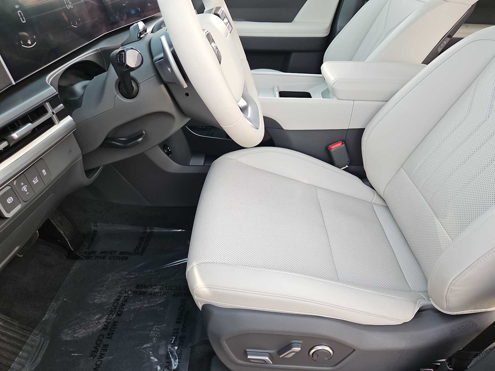 Thumbnail: 2025 Hyundai Santa Fe - 16