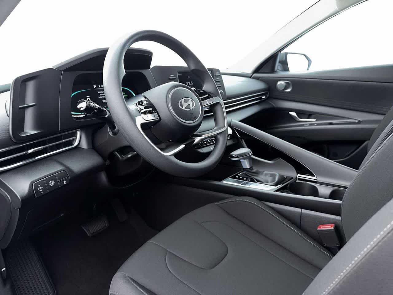 Thumbnail: 2026 Hyundai Elantra - 14