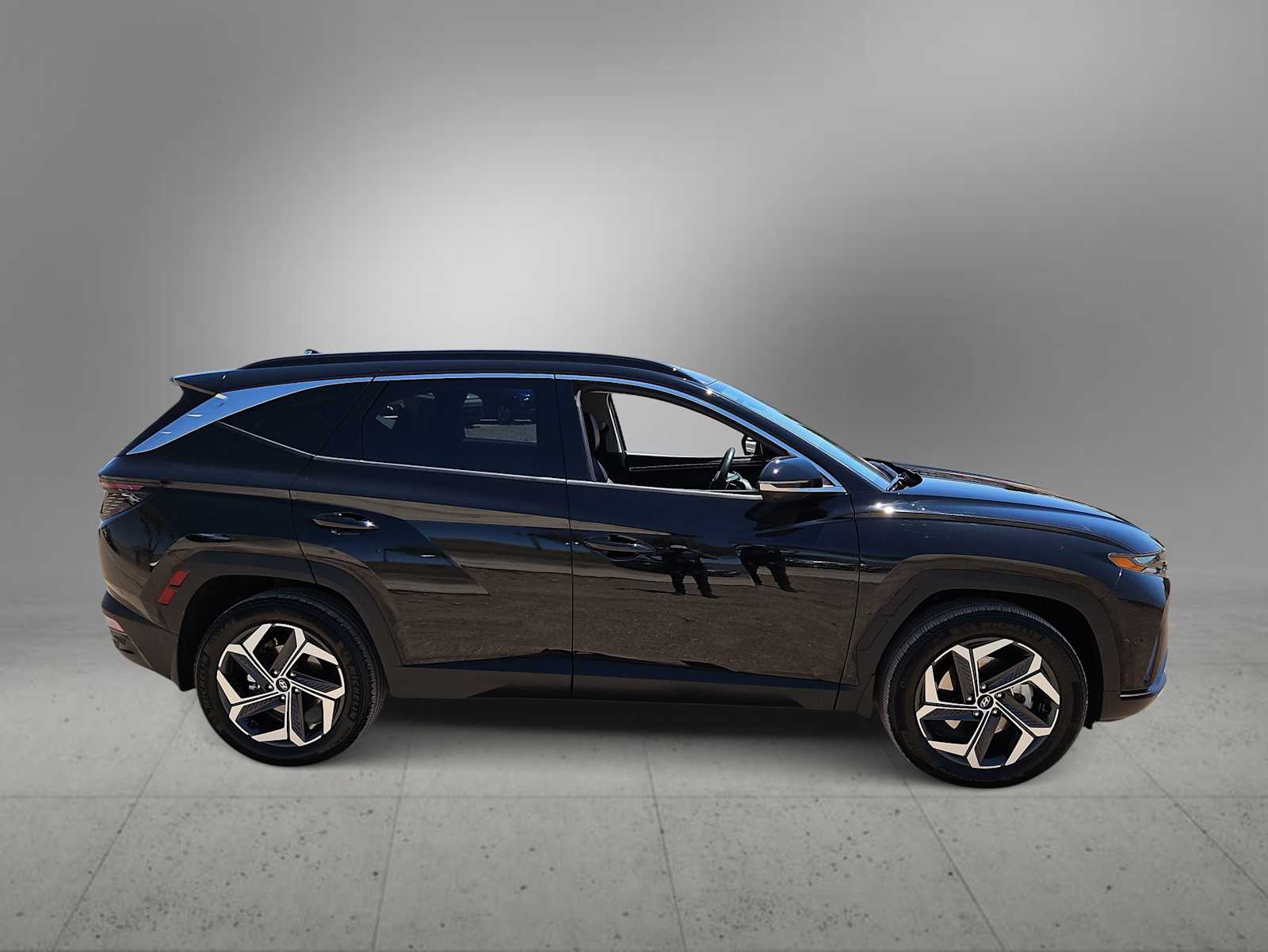 Thumbnail: 2022 Hyundai Tucson - 9