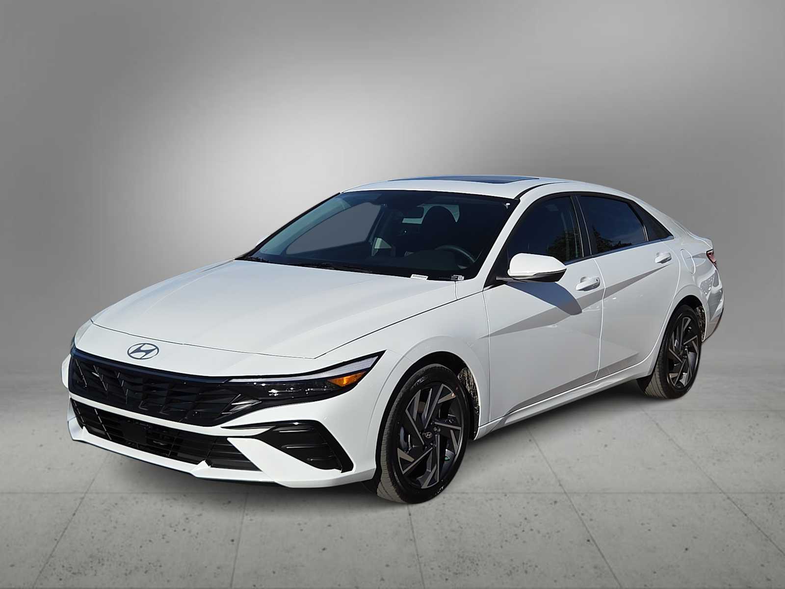 Thumbnail: 2026 Hyundai Elantra - 4