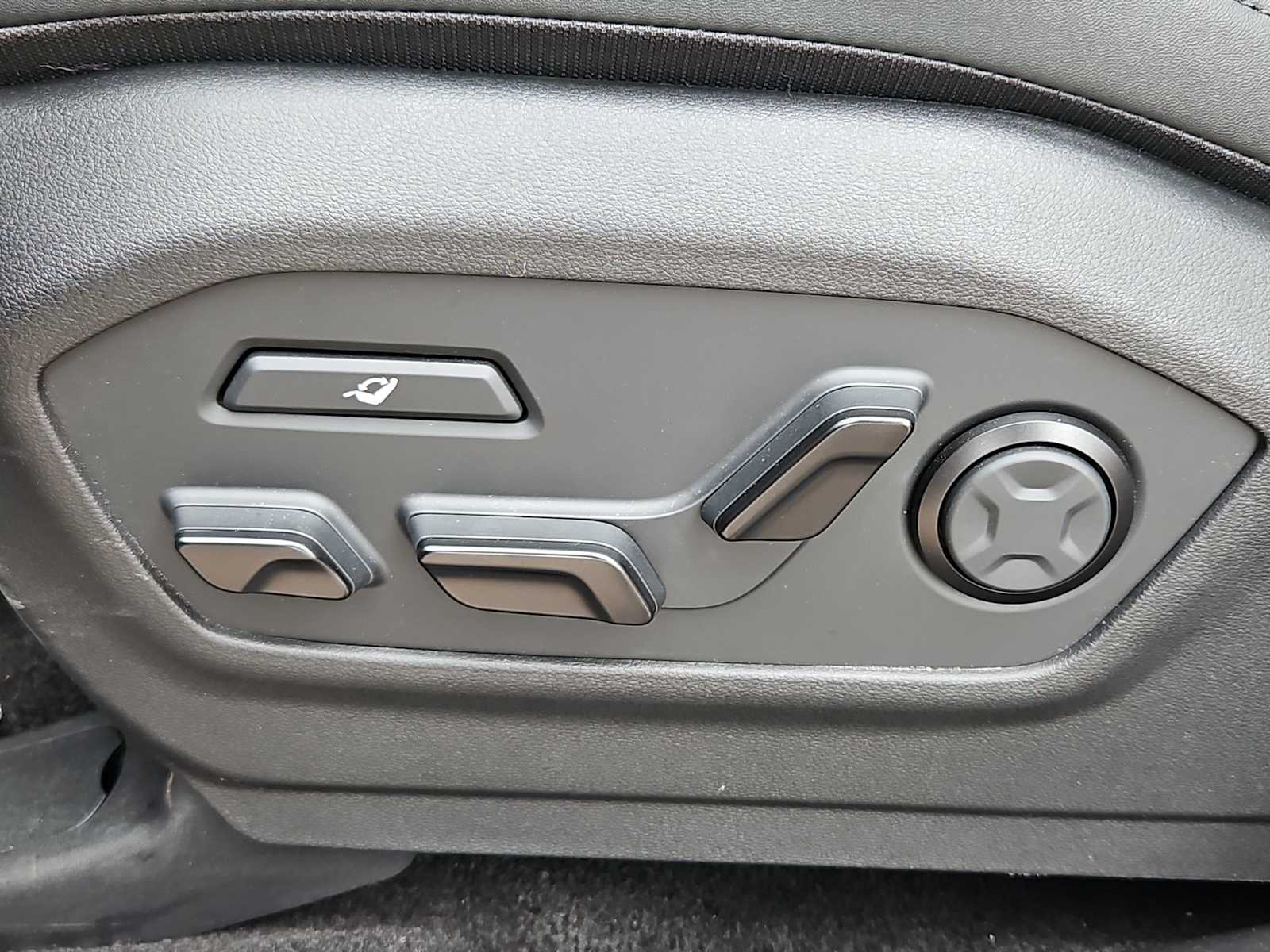 Thumbnail: 2026 Hyundai Santa Fe - 17