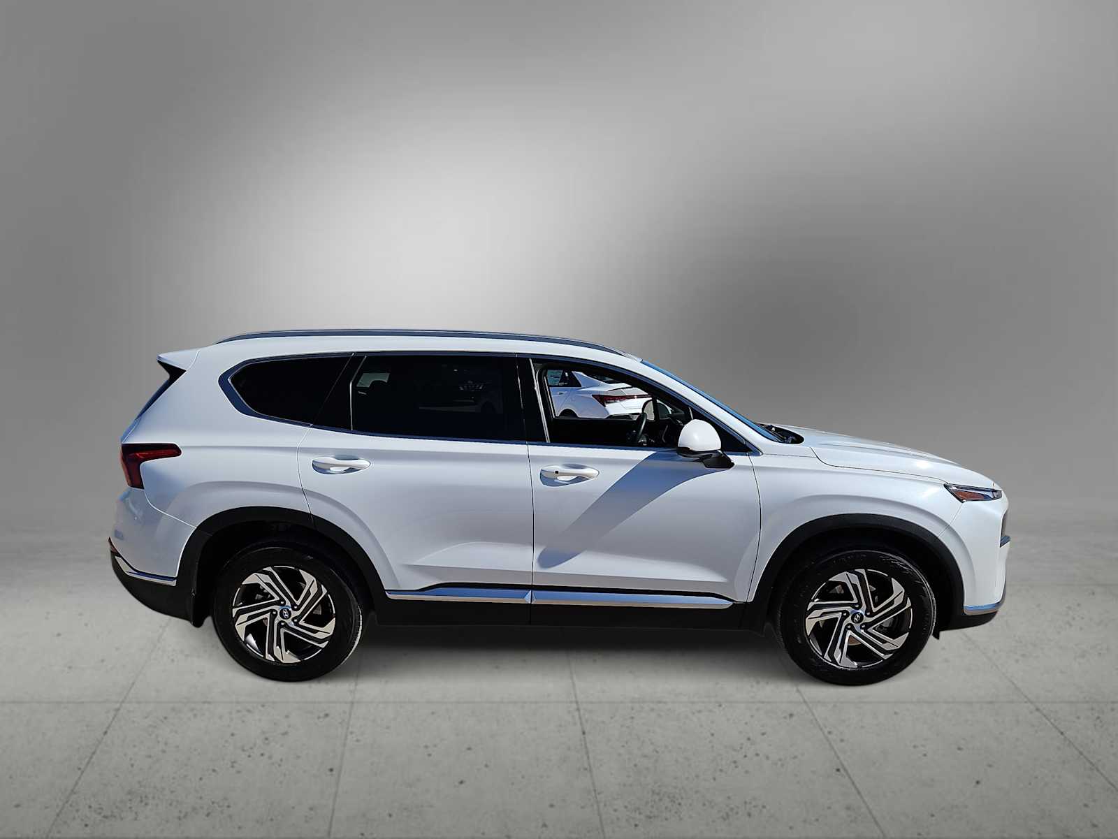 Thumbnail: 2022 Hyundai Santa Fe - 9