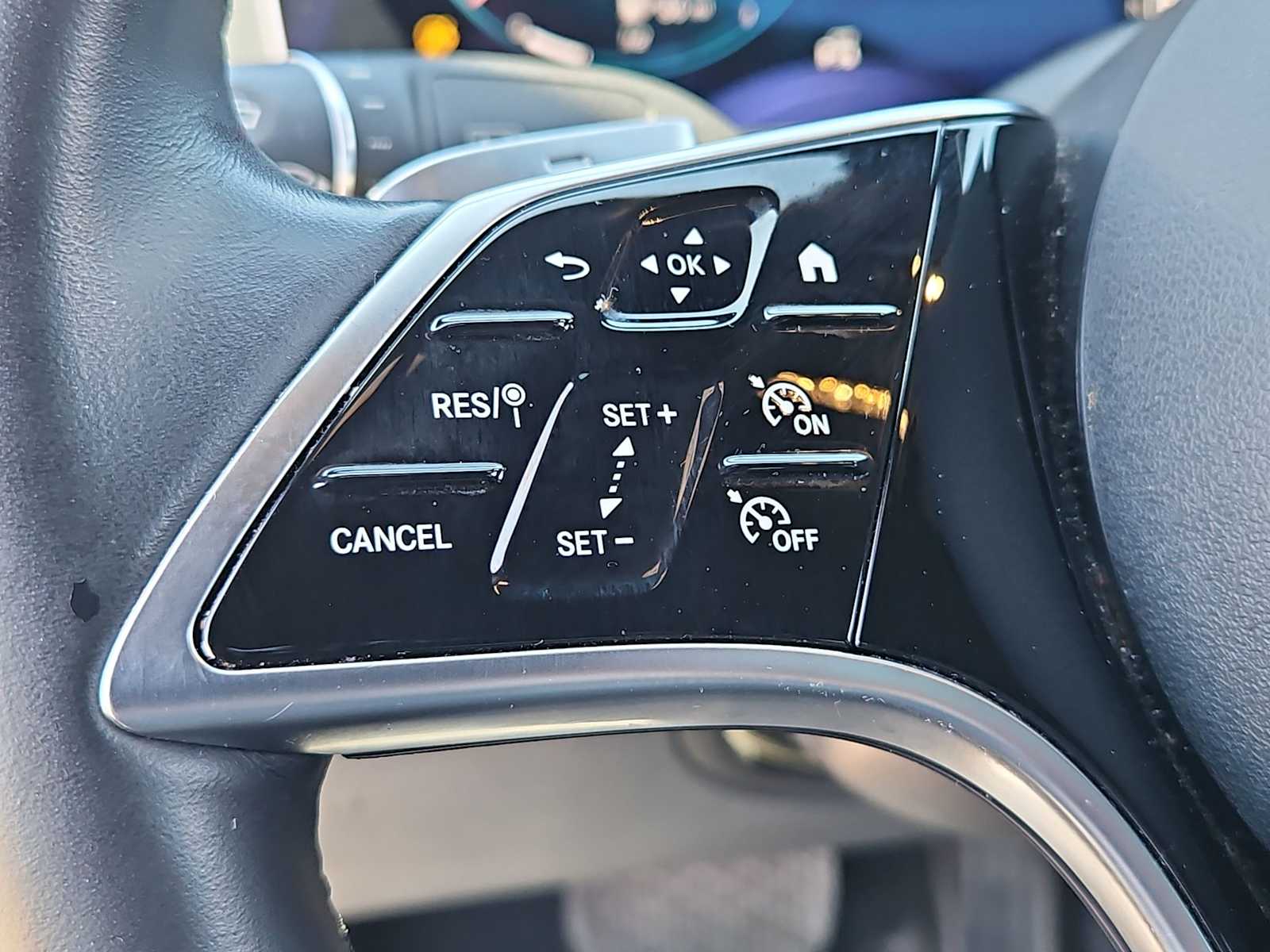 Thumbnail: 2021 Mercedes-Benz E-Class - 23