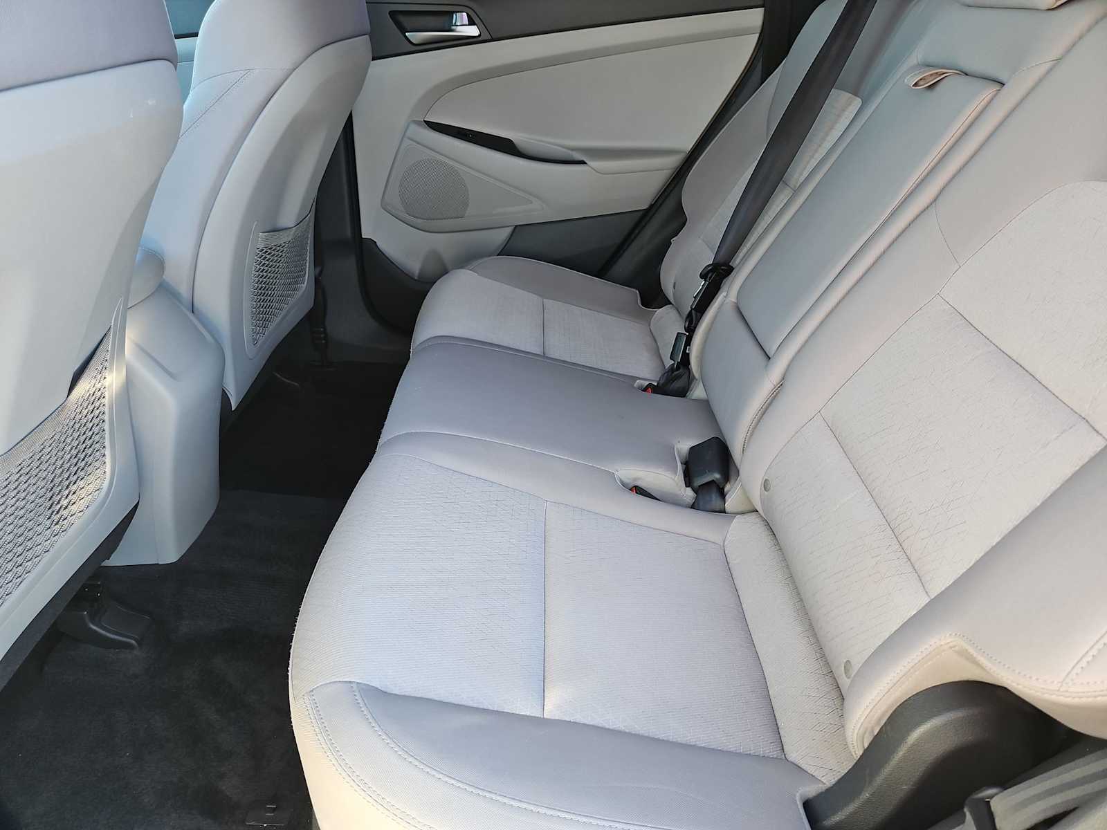 Thumbnail: 2016 Hyundai Tucson - 20