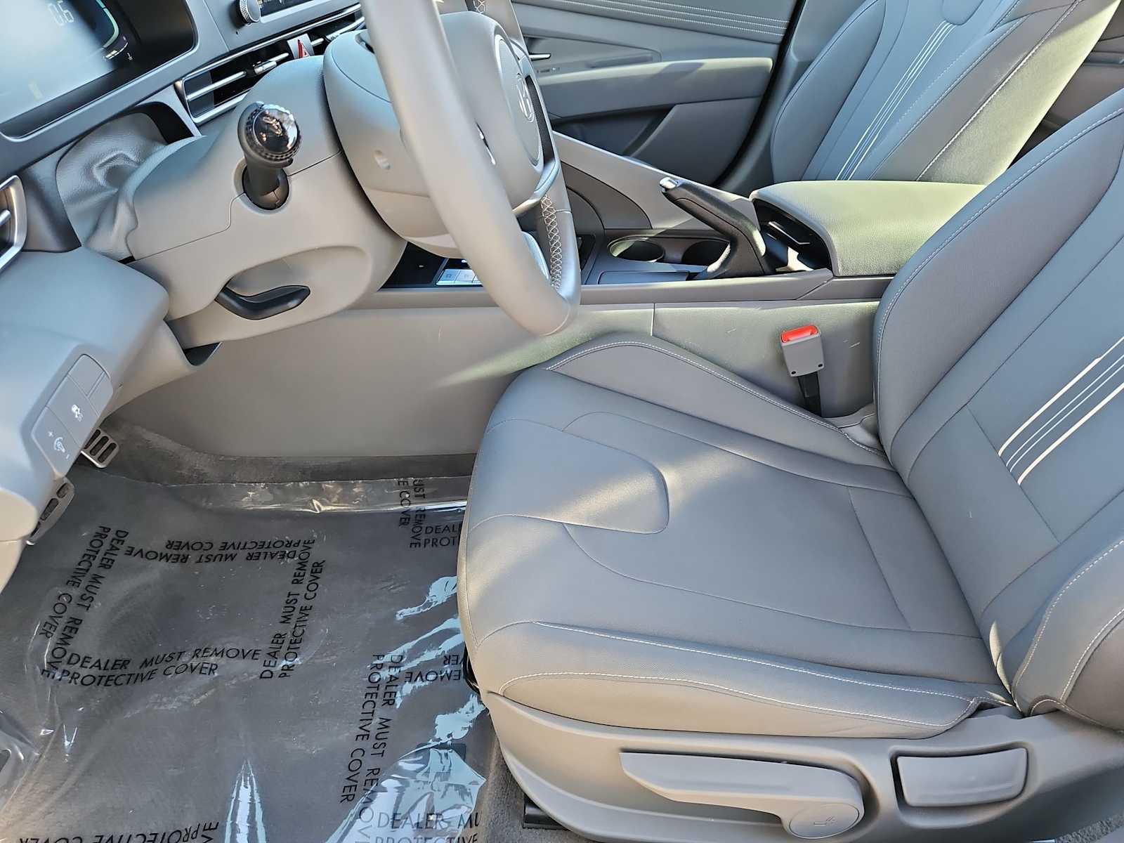 Thumbnail: 2025 Hyundai Elantra - 16