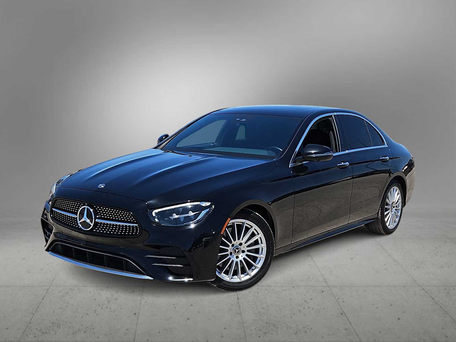 Thumbnail: 2021 Mercedes-Benz E-Class - 1
