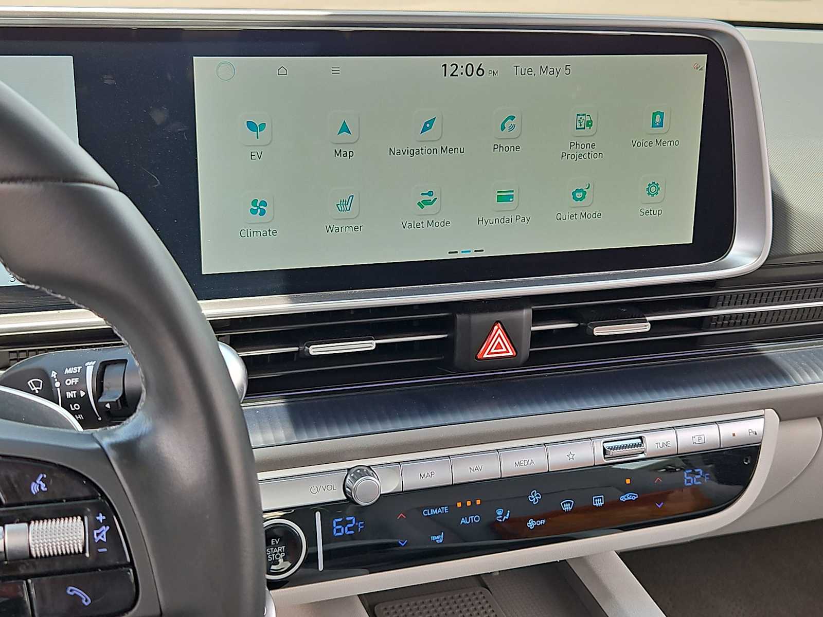 Thumbnail: 2023 Hyundai Ioniq 6 - 27