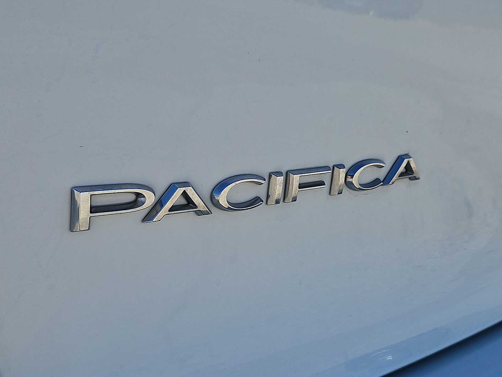 Thumbnail: 2023 Chrysler Pacifica - 13