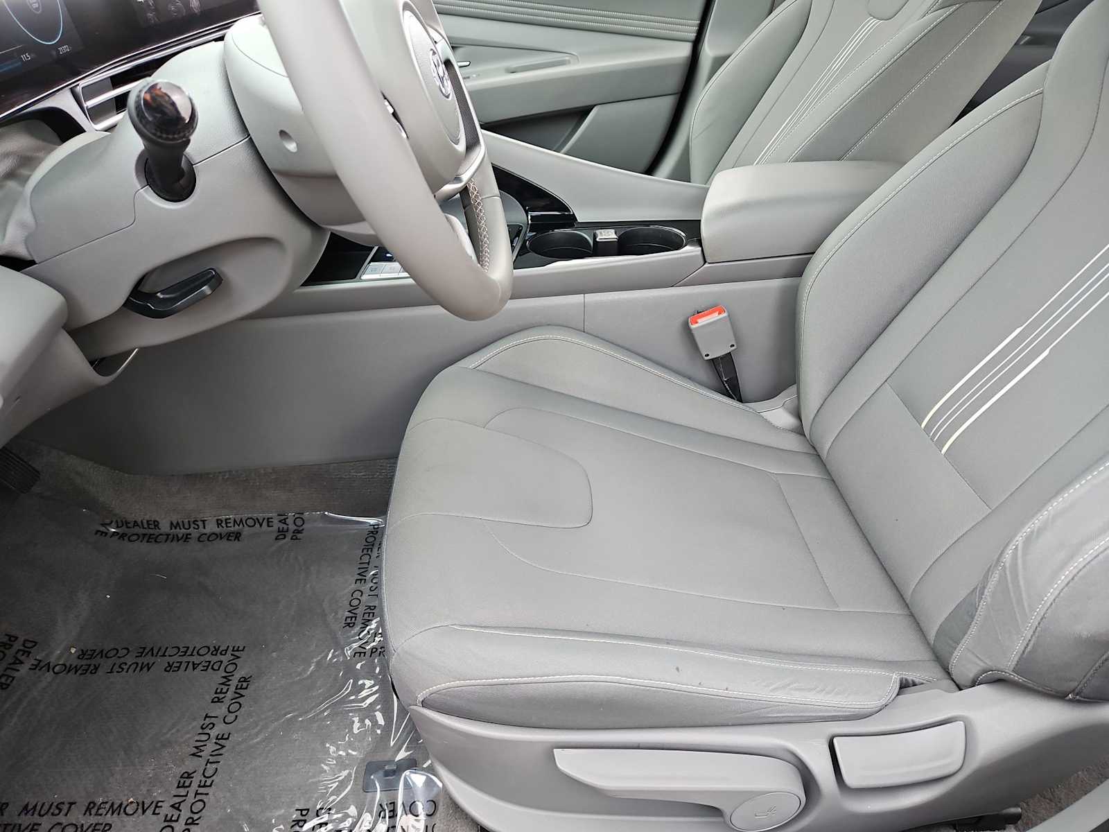 Thumbnail: 2023 Hyundai Elantra - 16